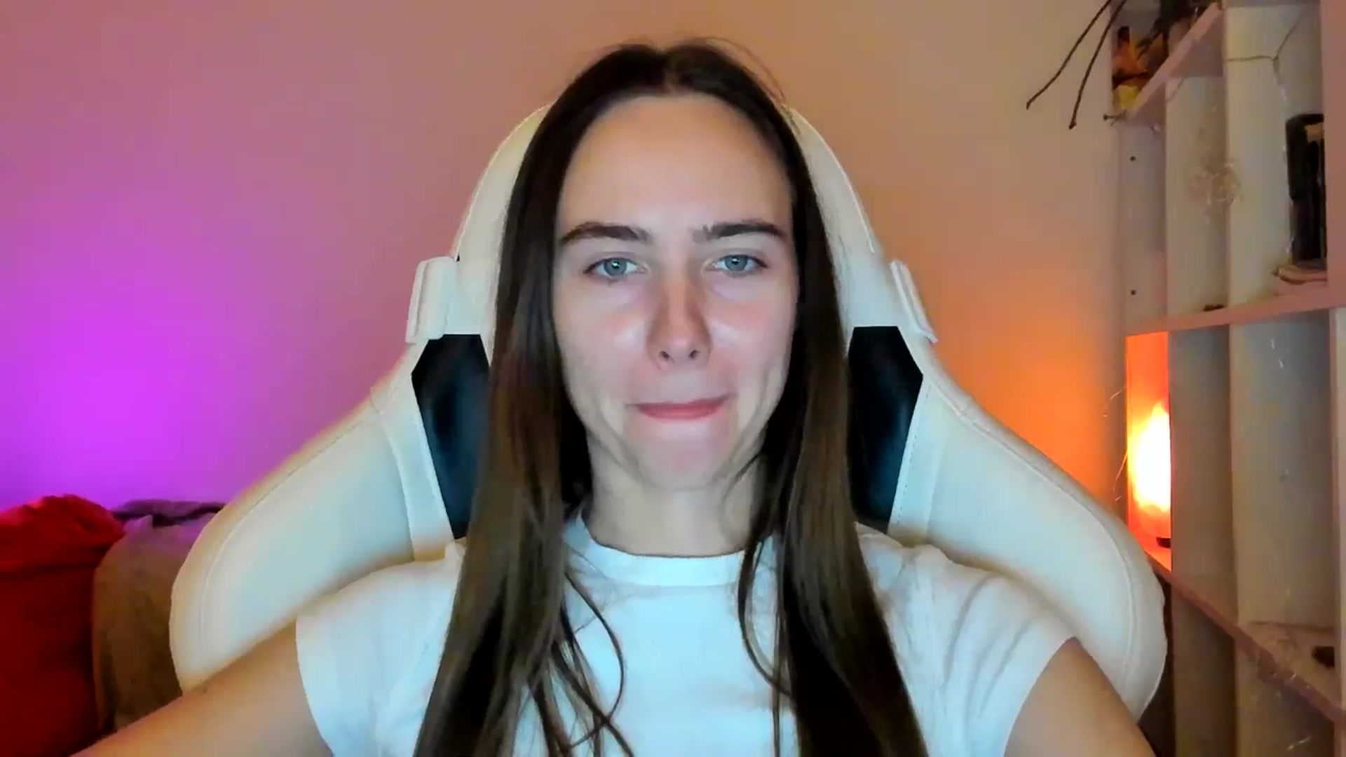 Gallery image thumbnail from OhAlisa's myfreecams stream on, 01/08/2026, 19:24 image 4 of 20