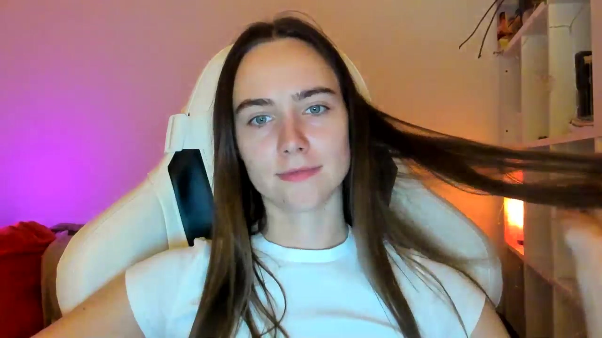 Gallery image thumbnail from OhAlisa's myfreecams stream on, 01/08/2026, 19:24 image 5 of 20