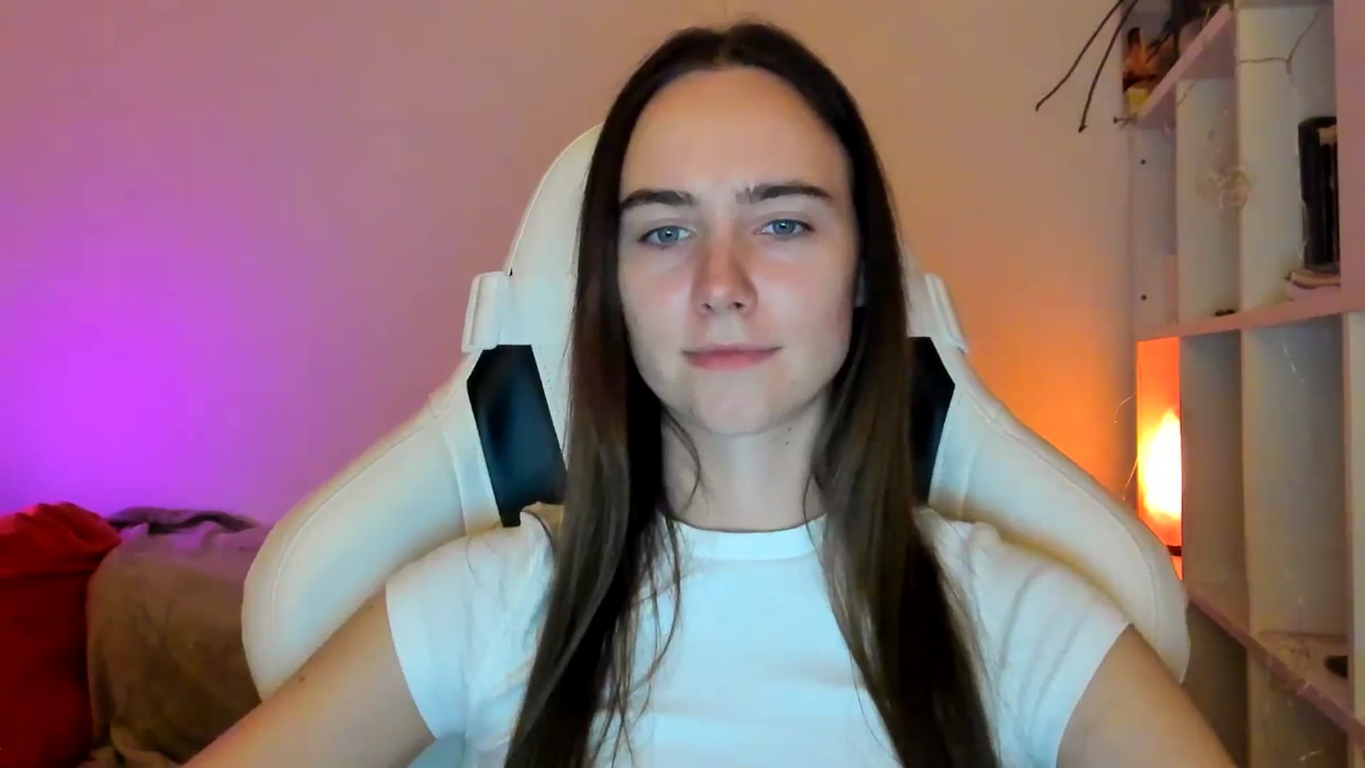 Gallery image thumbnail from OhAlisa's myfreecams stream on, 01/08/2026, 19:24 image 15 of 20