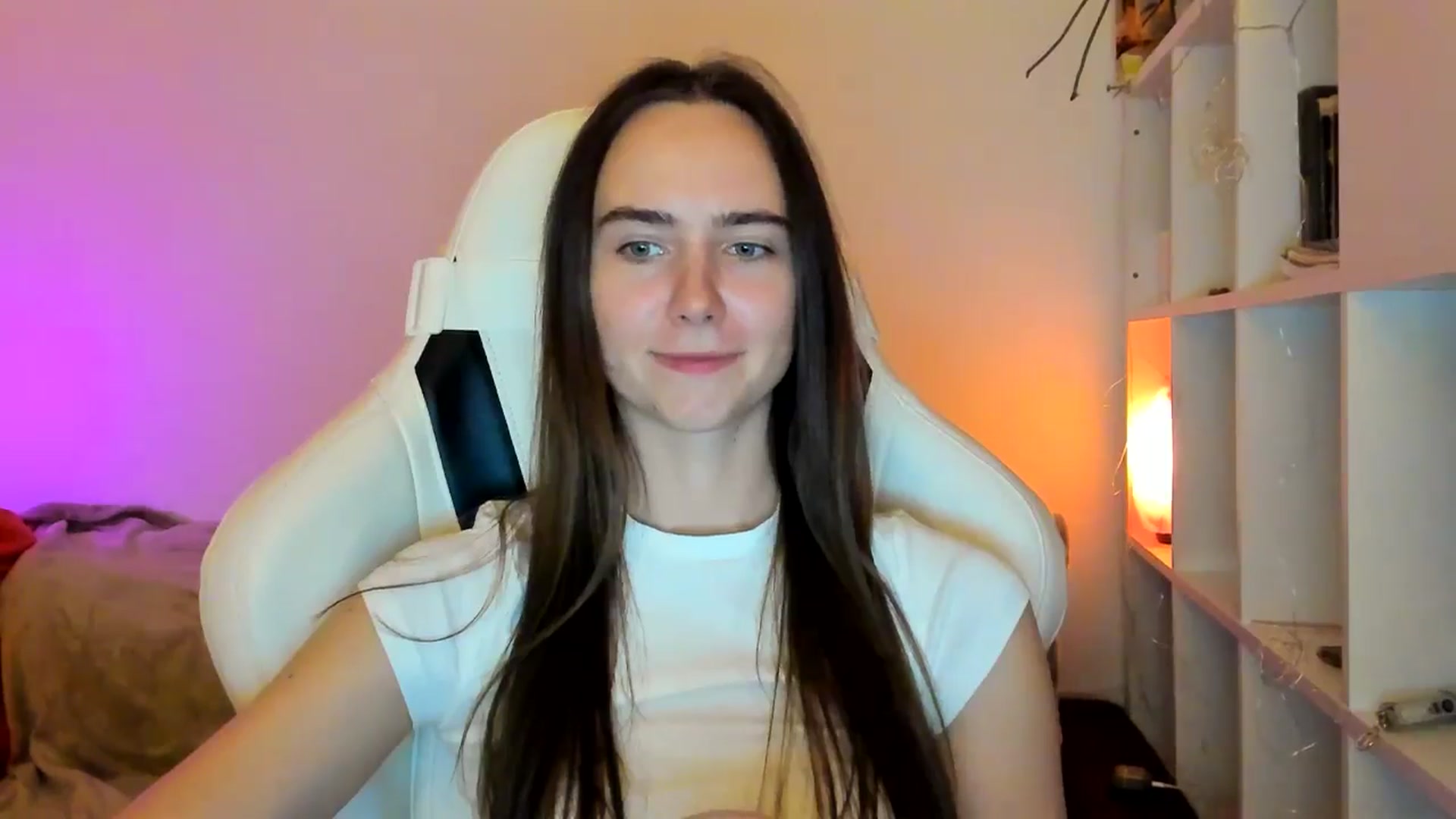 Gallery image thumbnail from OhAlisa's myfreecams stream on, 01/08/2026, 20:11 image 4 of 20