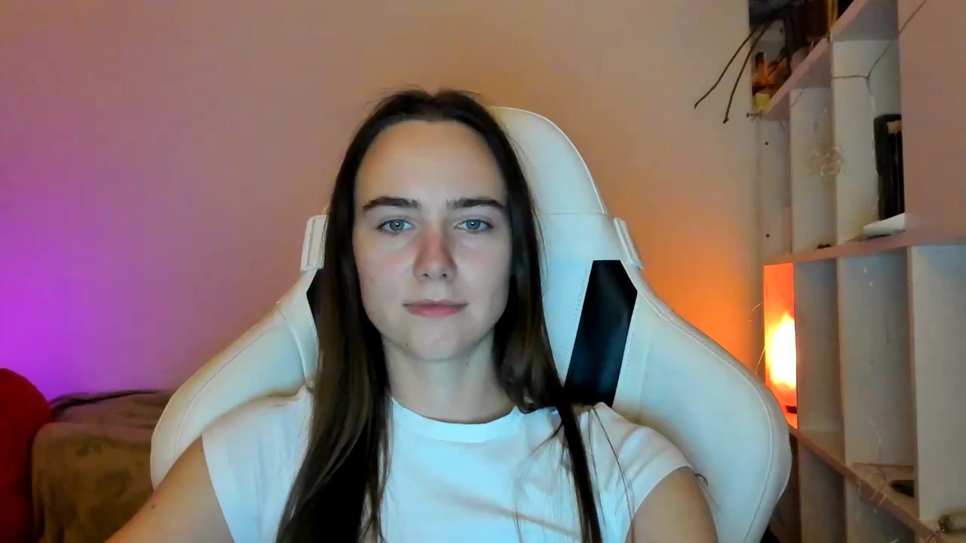 Gallery image thumbnail from OhAlisa's myfreecams stream on, 01/09/2026, 15:44 image 13 of 20