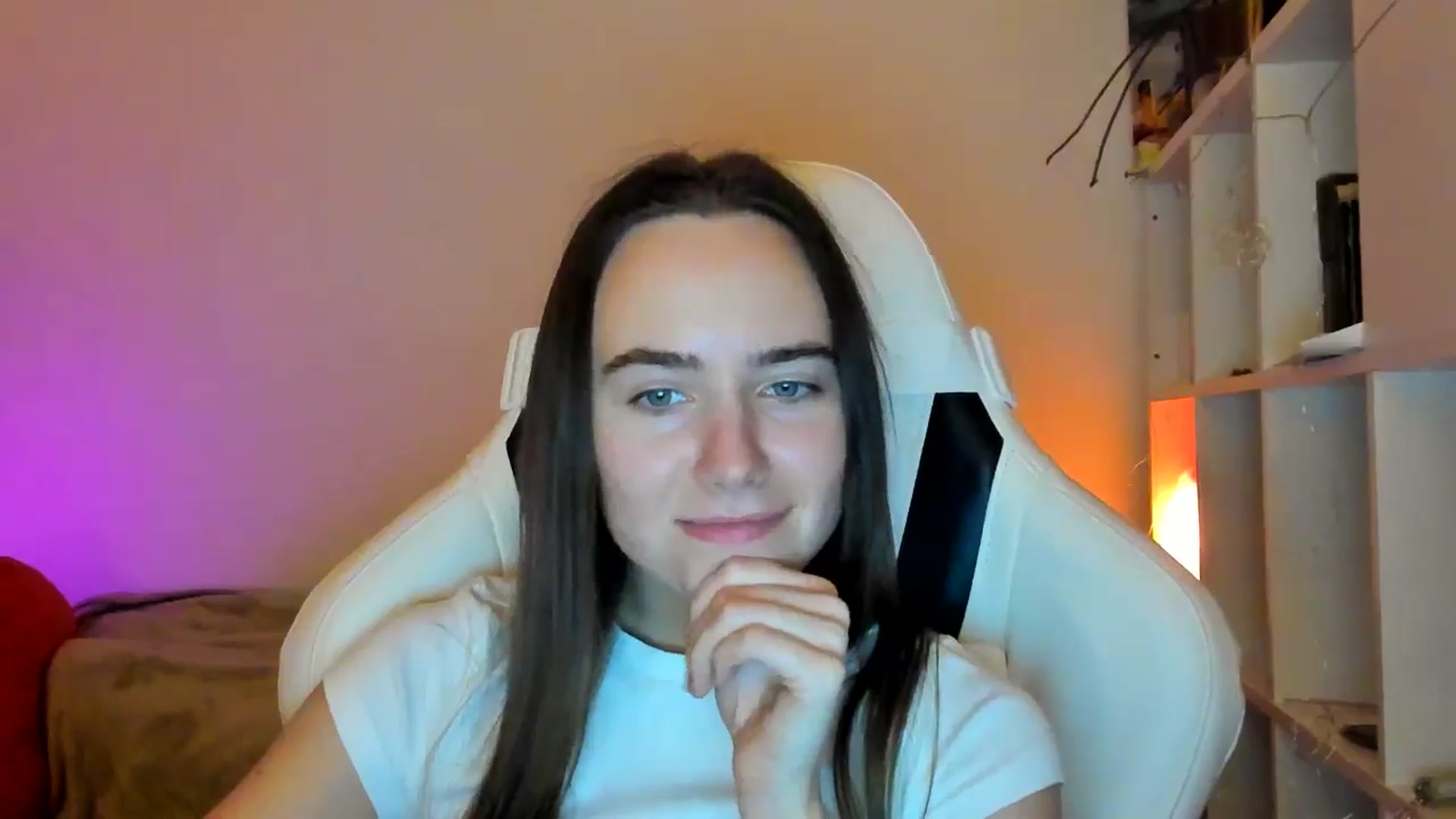 Gallery image thumbnail from OhAlisa's myfreecams stream on, 01/09/2026, 15:44 image 19 of 20