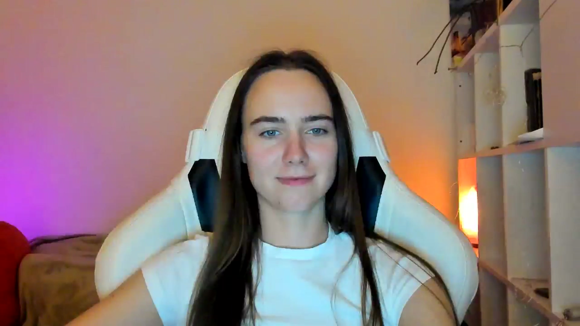 Gallery image thumbnail from OhAlisa's myfreecams stream on, 01/09/2026, 15:44 image 9 of 20