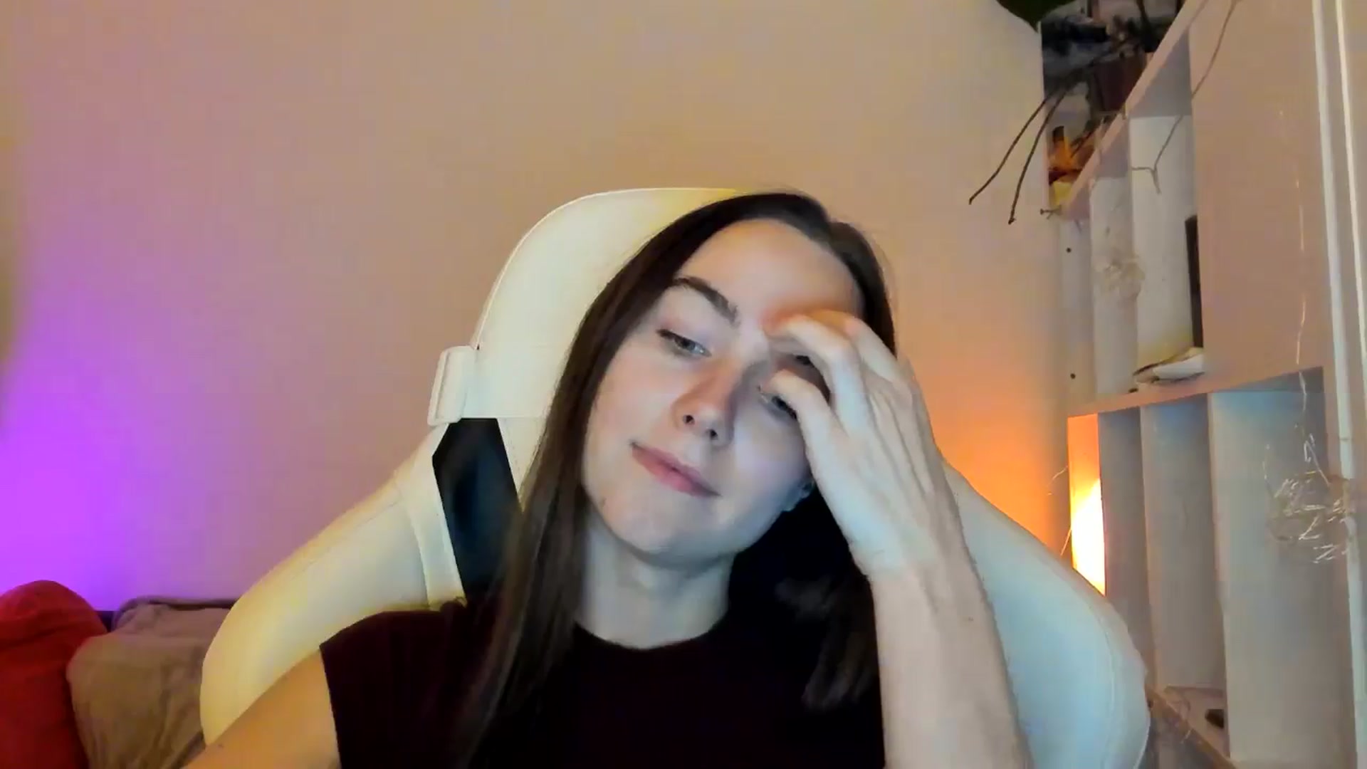 Gallery image thumbnail from OhAlisa's myfreecams stream on, 01/10/2026, 15:40 image 17 of 20