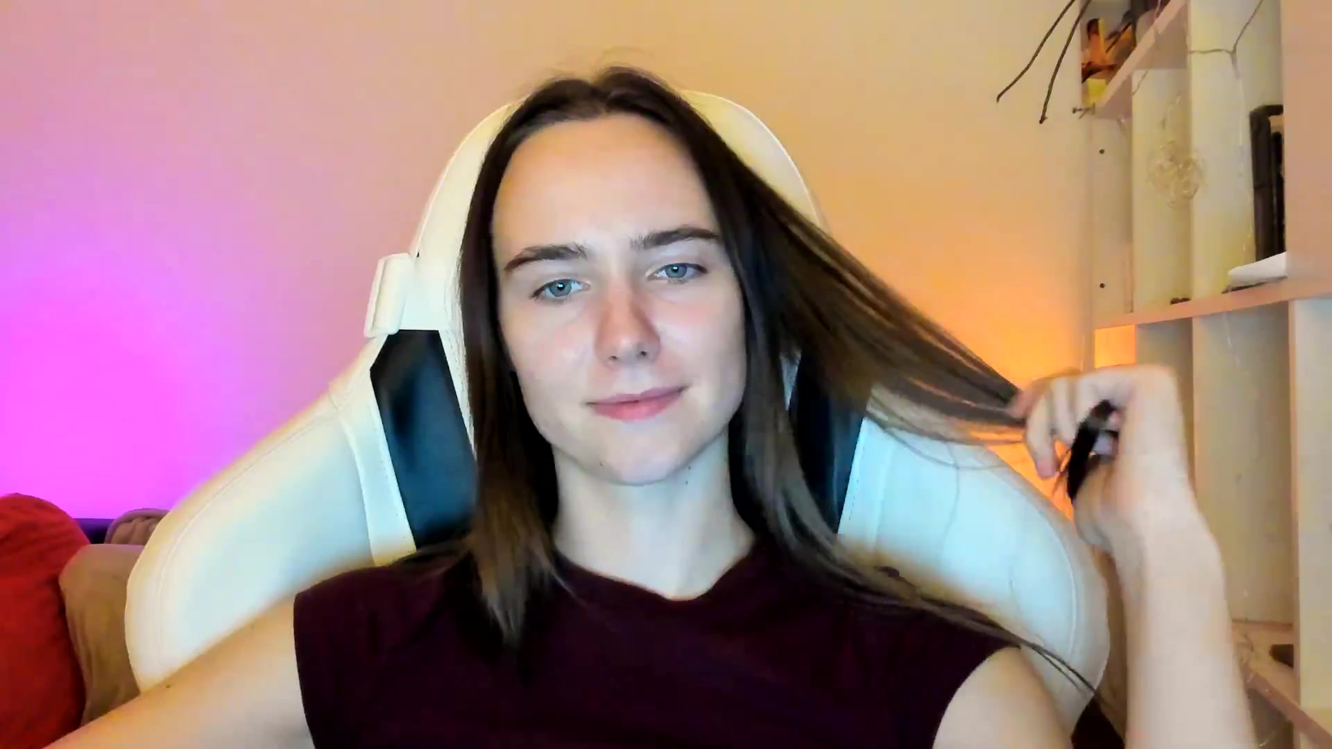 Gallery image thumbnail from OhAlisa's myfreecams stream on, 01/11/2026, 18:52 image 19 of 20