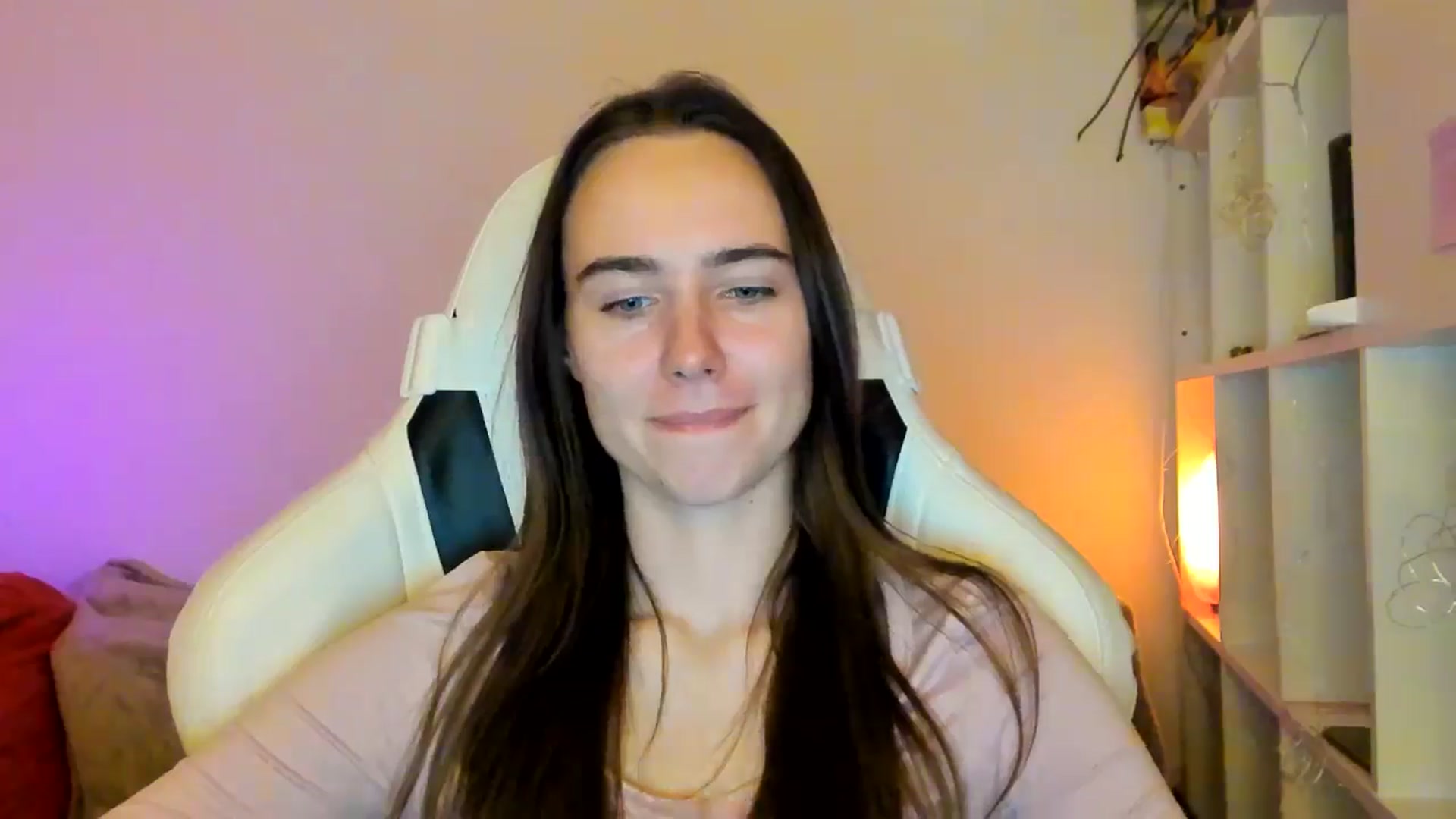 Gallery image thumbnail from OhAlisa's myfreecams stream on, 01/12/2026, 19:17 image 2 of 20