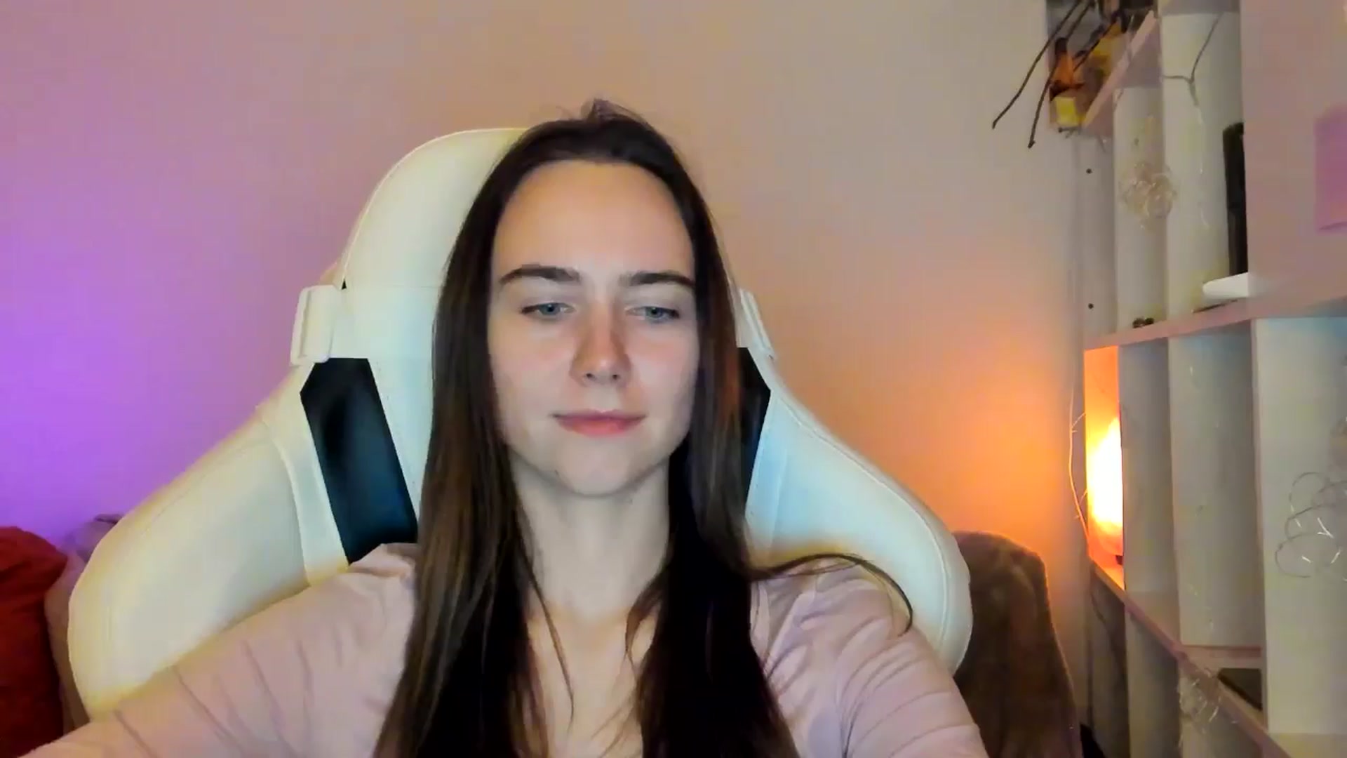 Gallery image thumbnail from OhAlisa's myfreecams stream on, 01/12/2026, 19:17 image 6 of 20