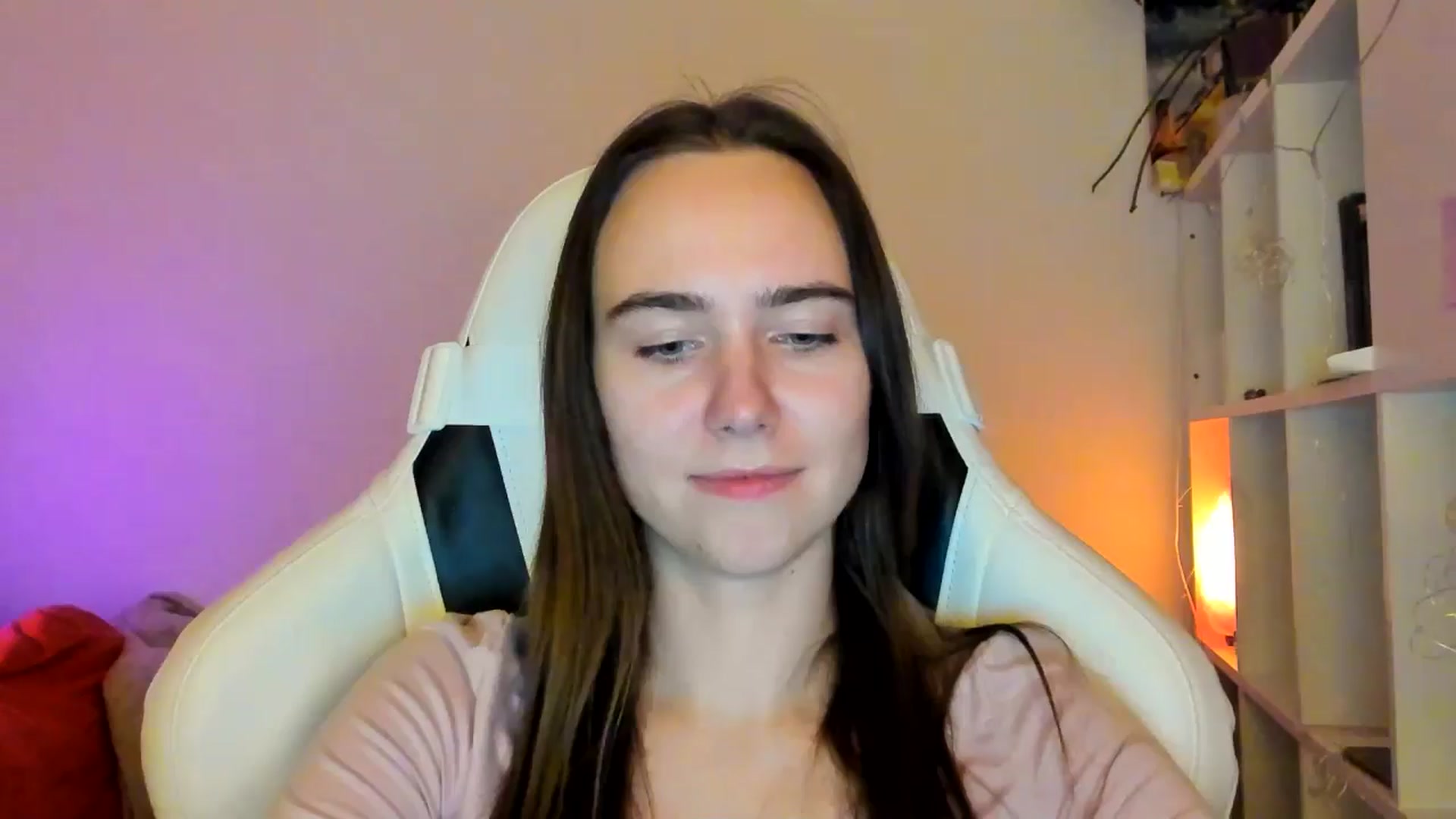 Gallery image thumbnail from OhAlisa's myfreecams stream on, 01/12/2026, 20:31 image 15 of 20