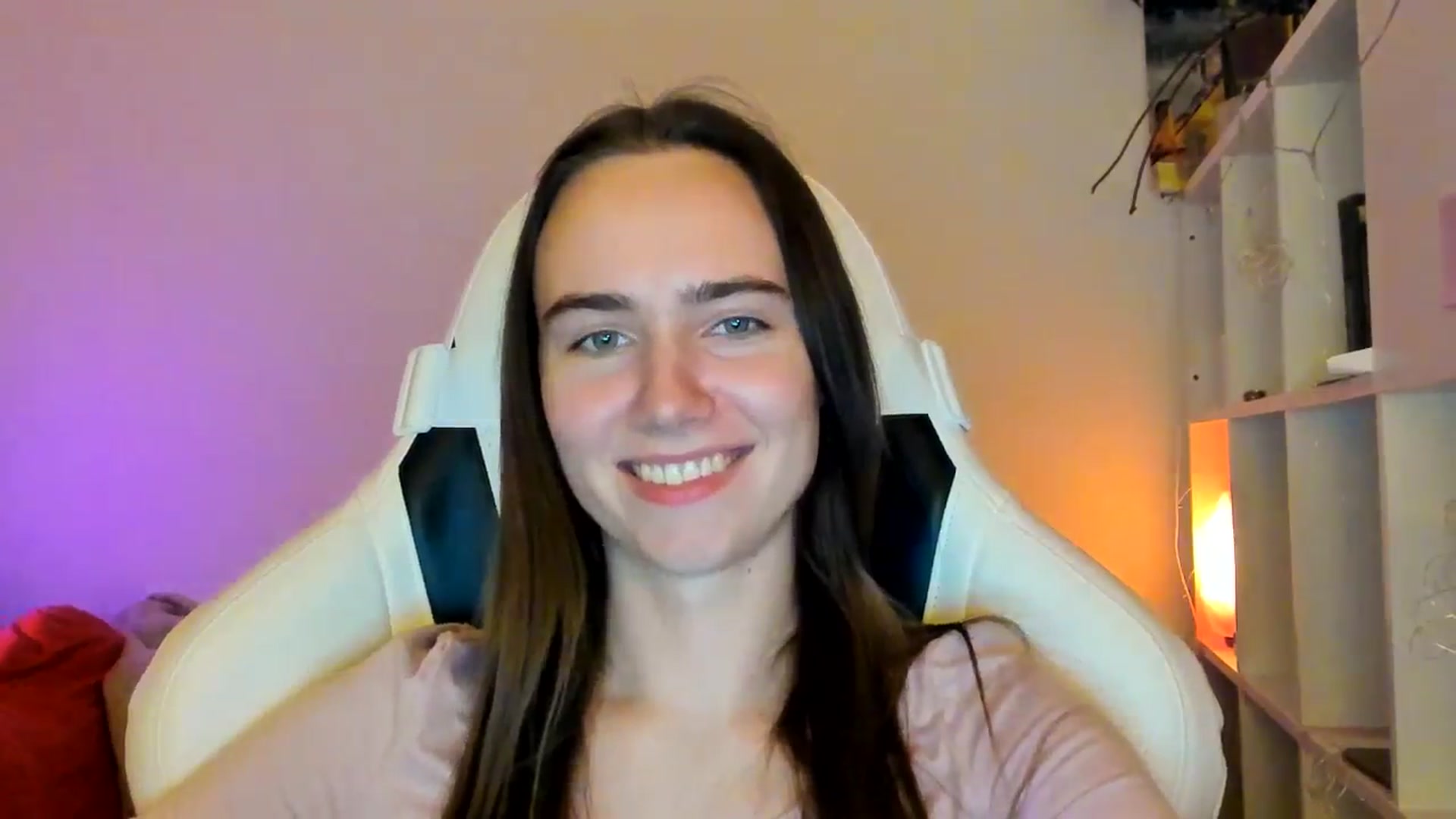 Gallery image thumbnail from OhAlisa's myfreecams stream on, 01/12/2026, 20:31 image 13 of 20