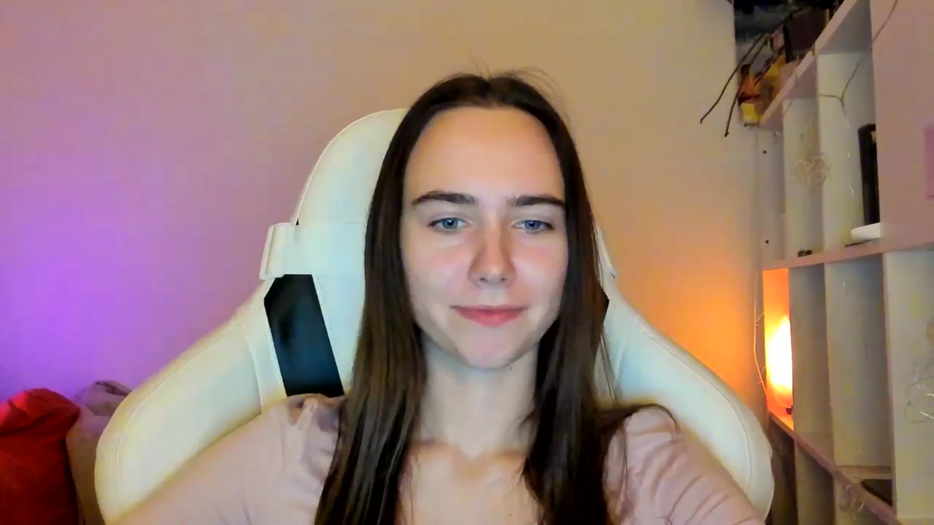 Gallery image thumbnail from OhAlisa's myfreecams stream on, 01/12/2026, 20:31 image 17 of 20