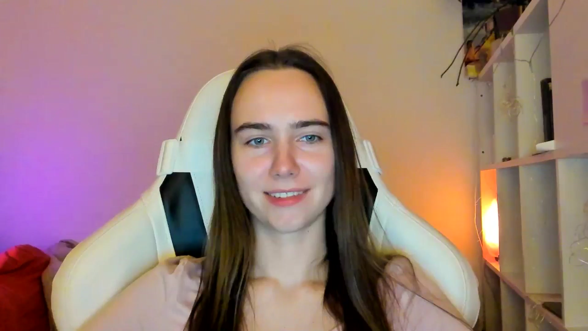 Gallery image thumbnail from OhAlisa's myfreecams stream on, 01/12/2026, 20:31 image 18 of 20