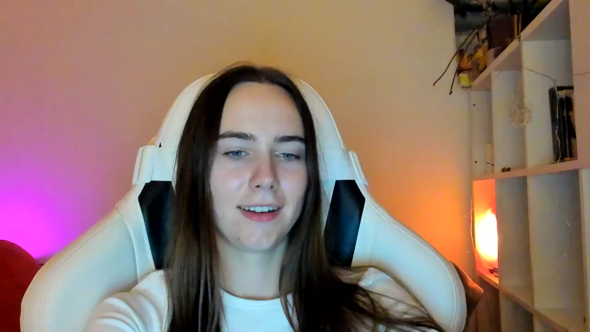 Gallery image thumbnail from OhAlisa's myfreecams stream on, 01/16/2026, 17:49 image 14 of 20
