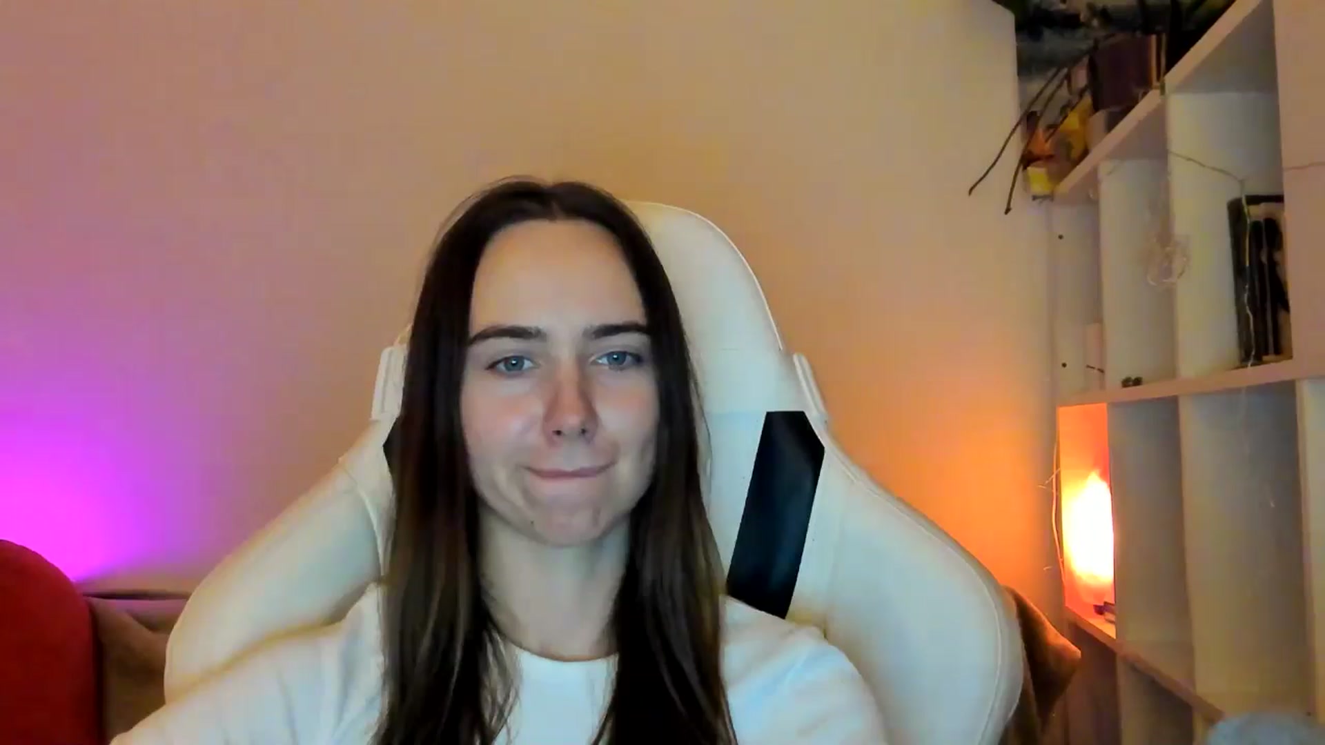 Gallery image thumbnail from OhAlisa's myfreecams stream on, 01/16/2026, 17:49 image 6 of 20