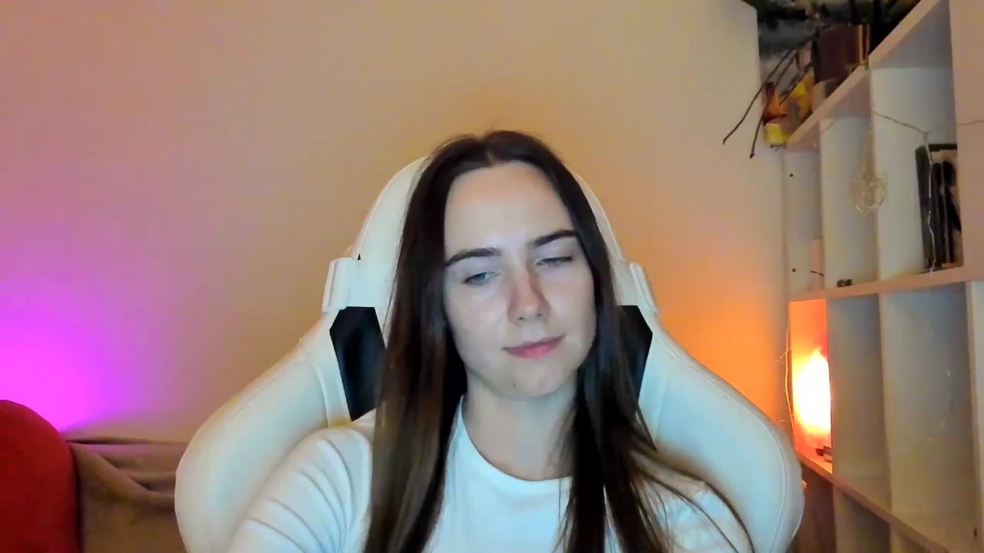 Gallery image thumbnail from OhAlisa's myfreecams stream on, 01/16/2026, 17:49 image 10 of 20