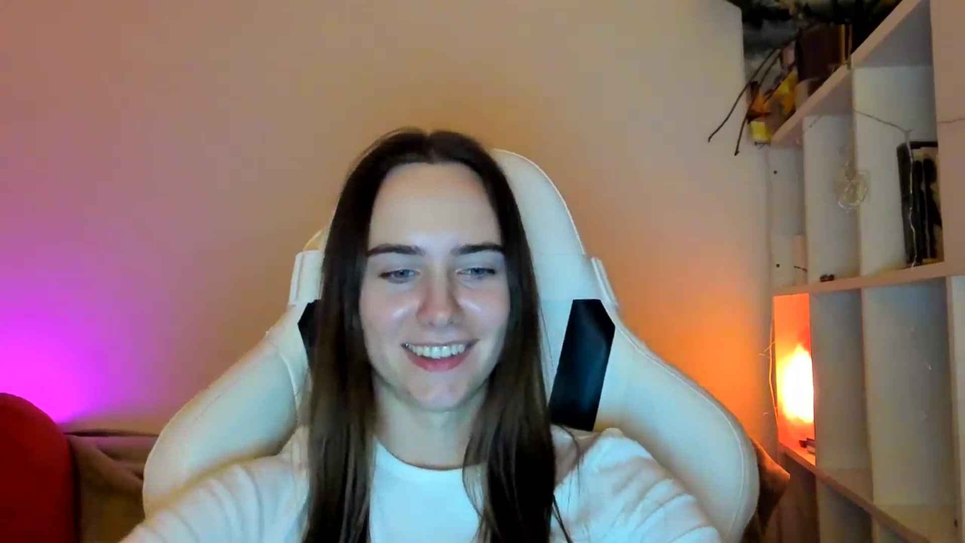 Gallery image thumbnail from OhAlisa's myfreecams stream on, 01/16/2026, 17:49 image 12 of 20