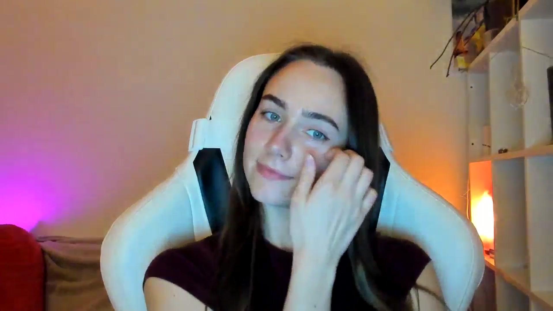 Gallery image thumbnail from OhAlisa's myfreecams stream on, 01/17/2026, 16:47 image 6 of 20