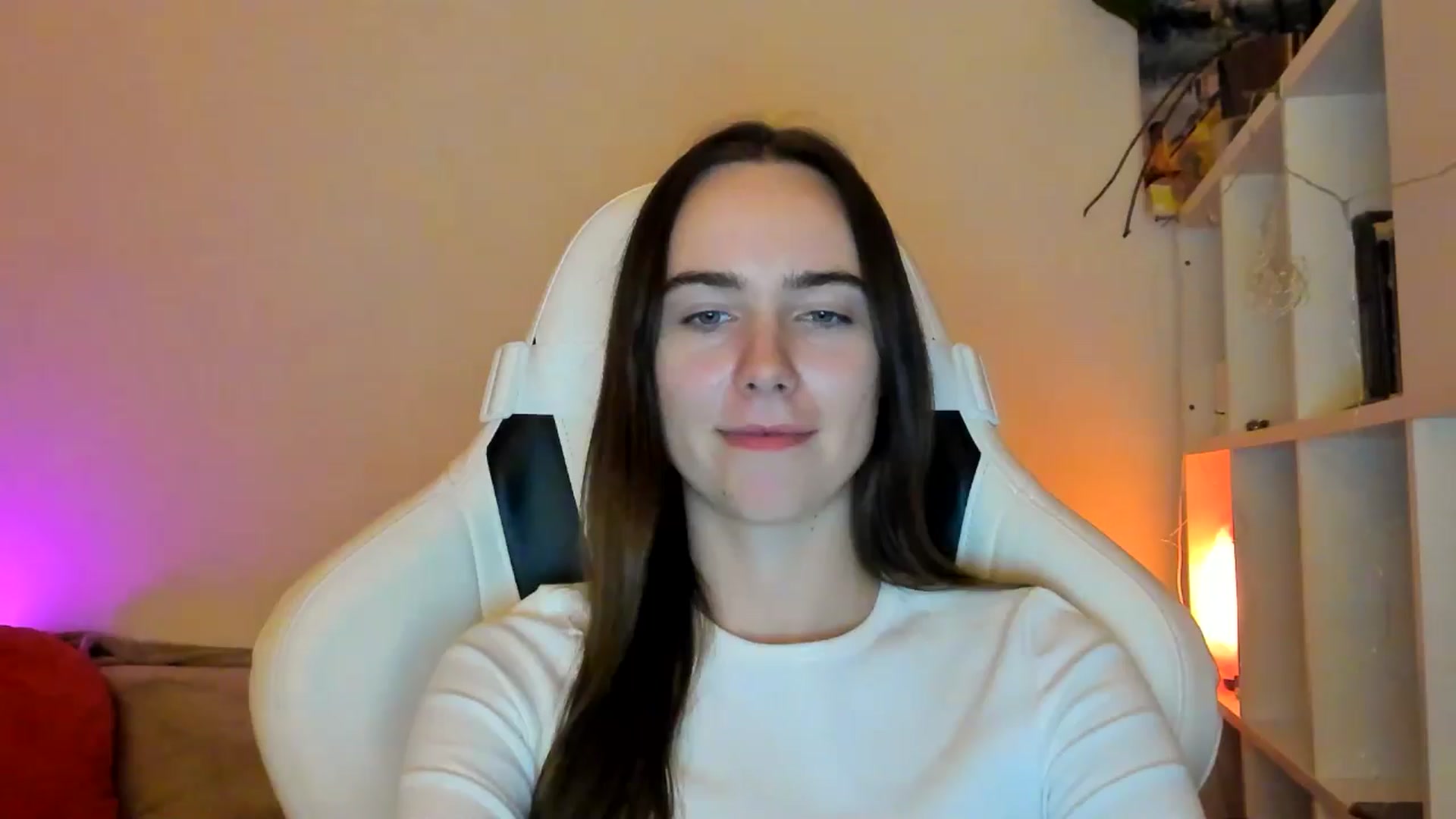 Gallery image thumbnail from OhAlisa's myfreecams stream on, 01/18/2026, 21:51 image 7 of 20