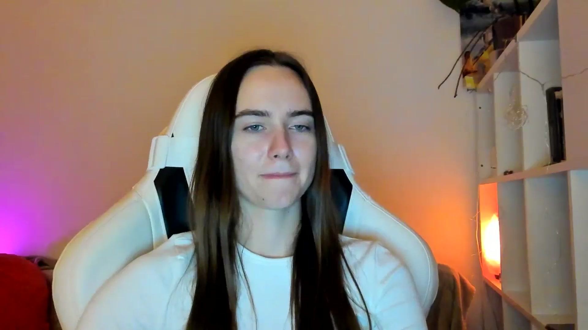 Gallery image thumbnail from OhAlisa's myfreecams stream on, 01/18/2026, 21:51 image 20 of 20