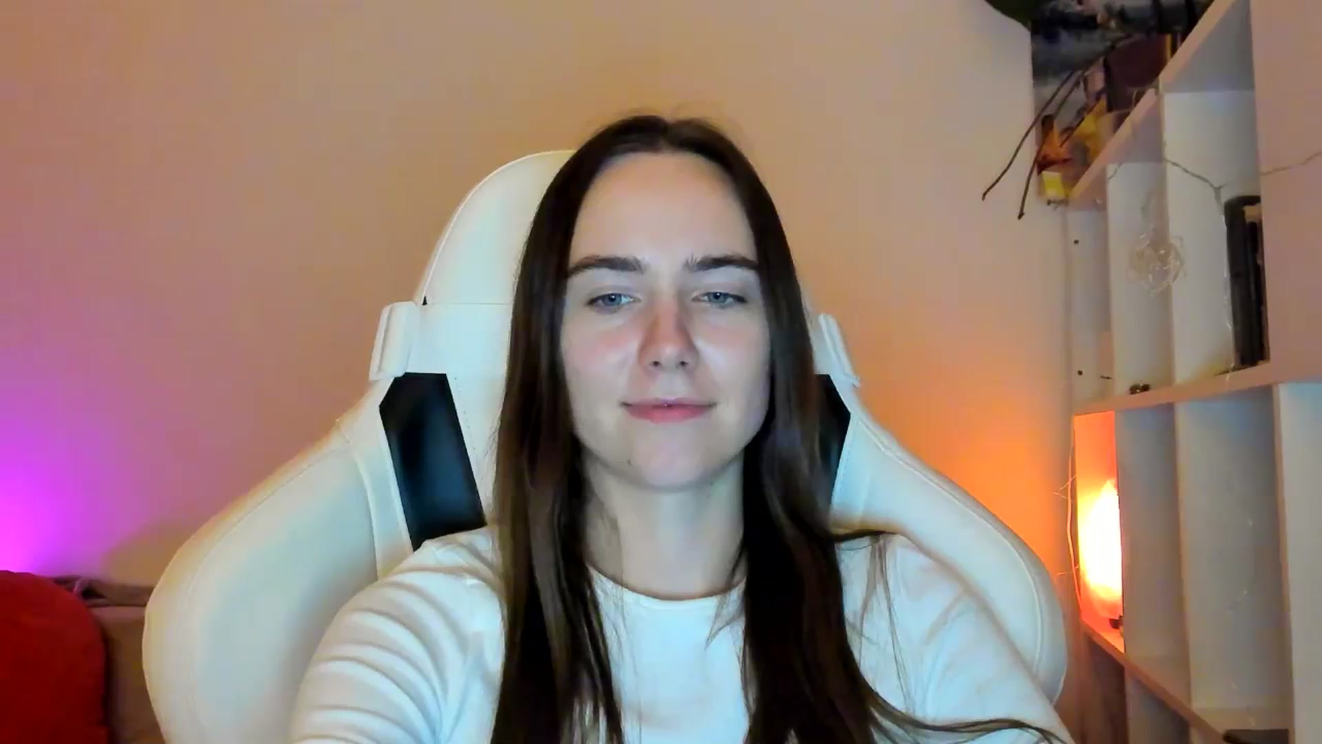 Gallery image thumbnail from OhAlisa's myfreecams stream on, 01/18/2026, 21:51 image 15 of 20