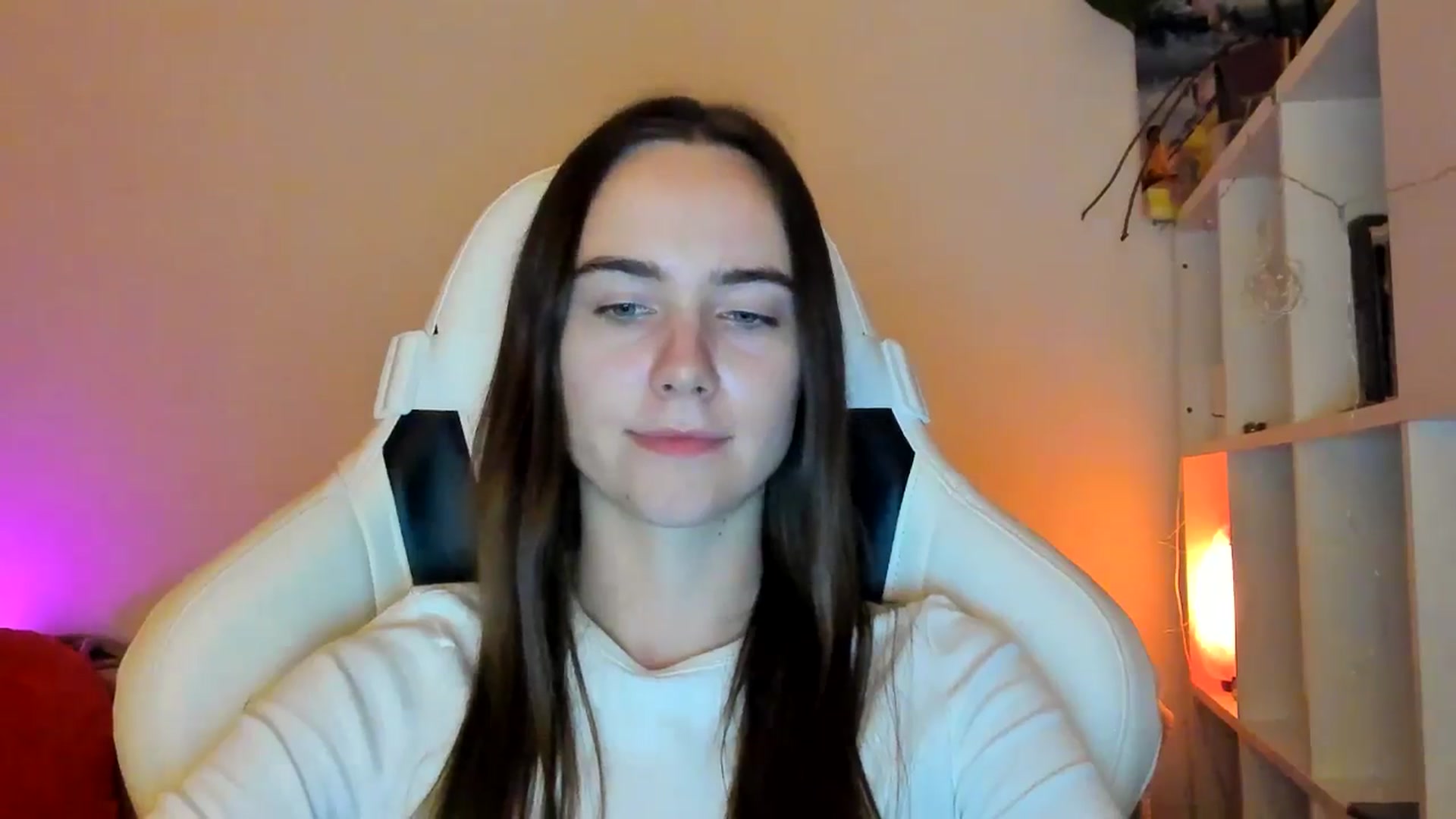 Gallery image thumbnail from OhAlisa's myfreecams stream on, 01/18/2026, 21:51 image 13 of 20