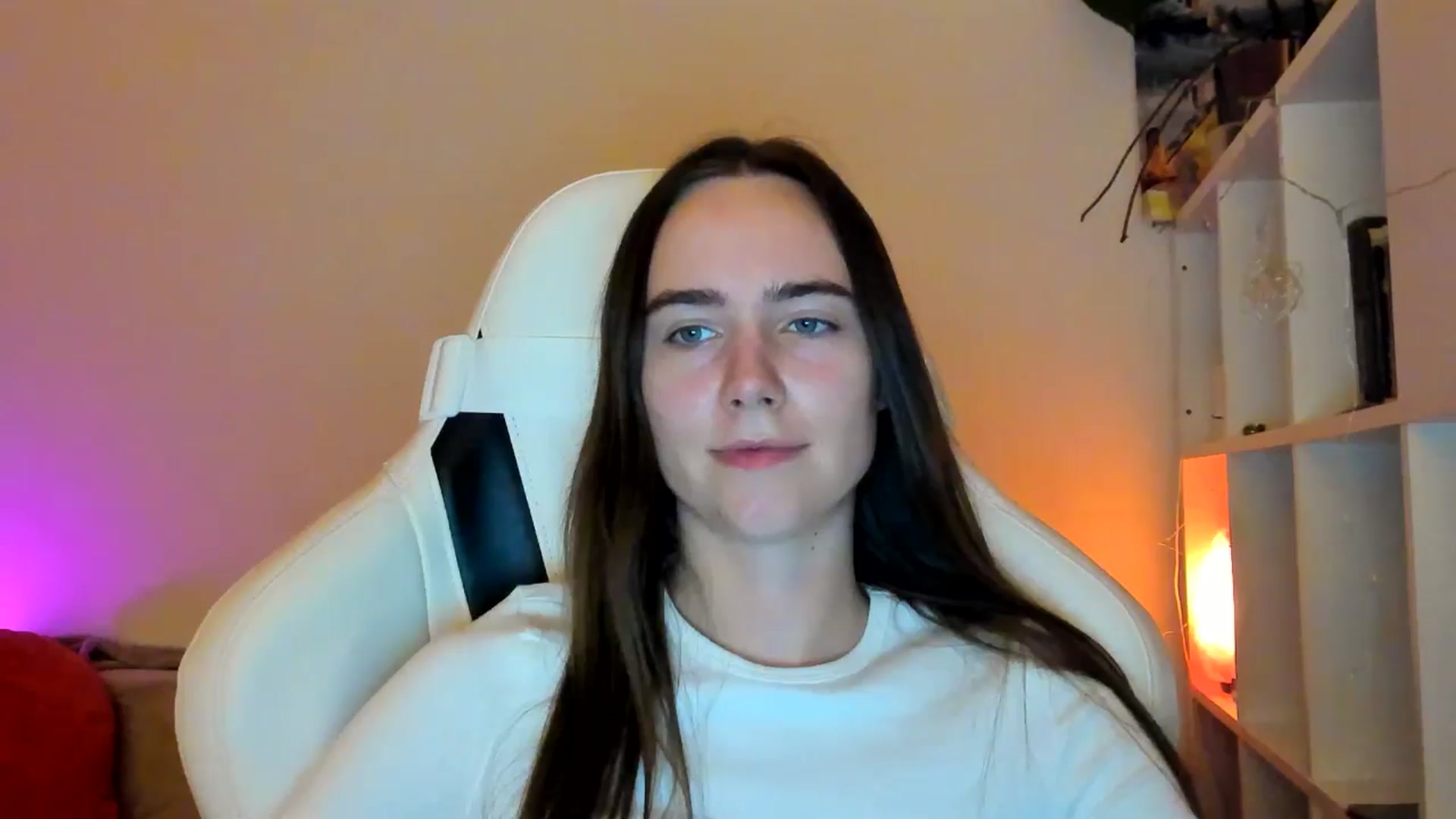 Gallery image thumbnail from OhAlisa's myfreecams stream on, 01/18/2026, 21:51 image 16 of 20