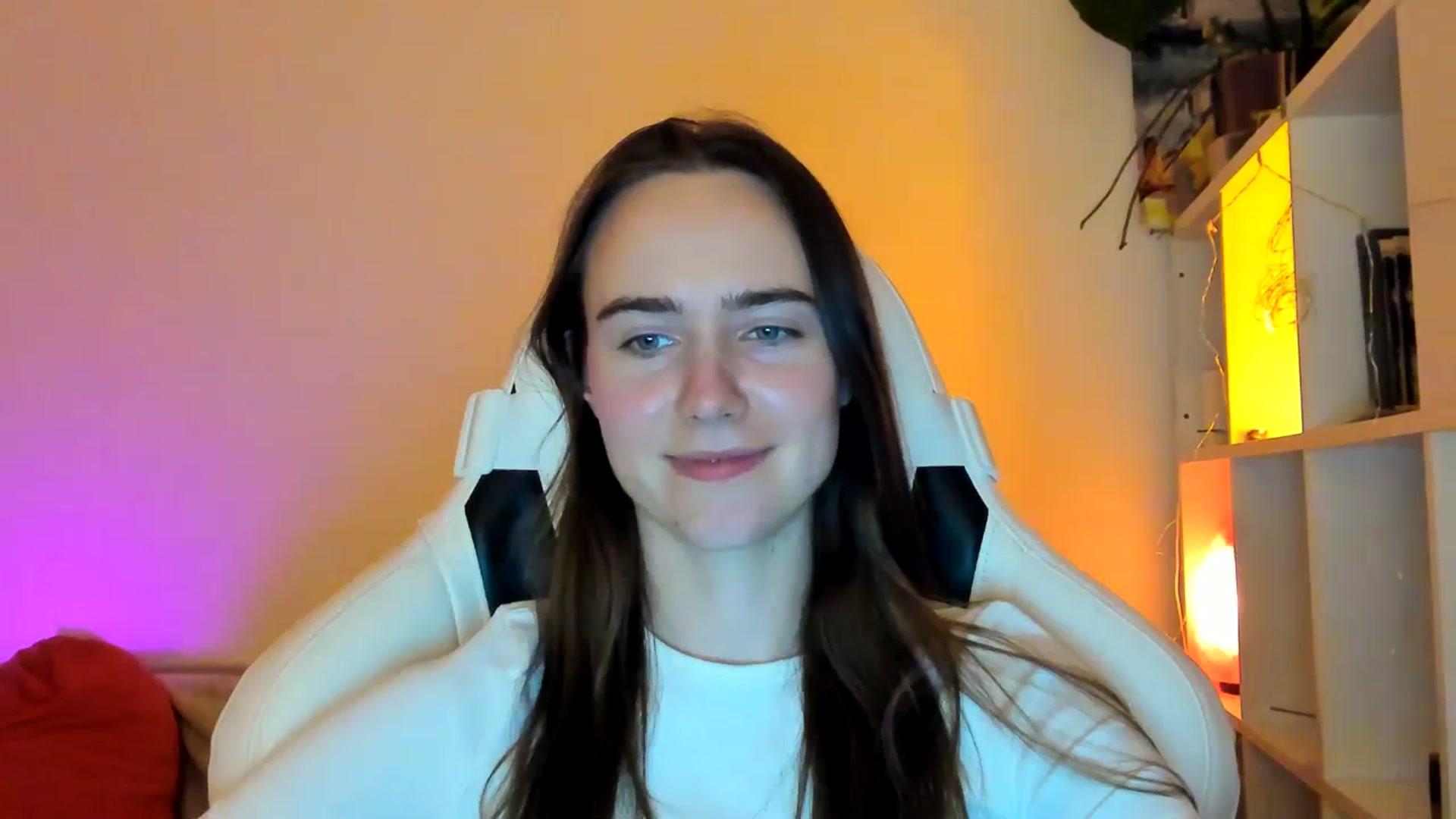 Gallery image thumbnail from OhAlisa's myfreecams stream on, 01/21/2026, 16:59 image 13 of 20