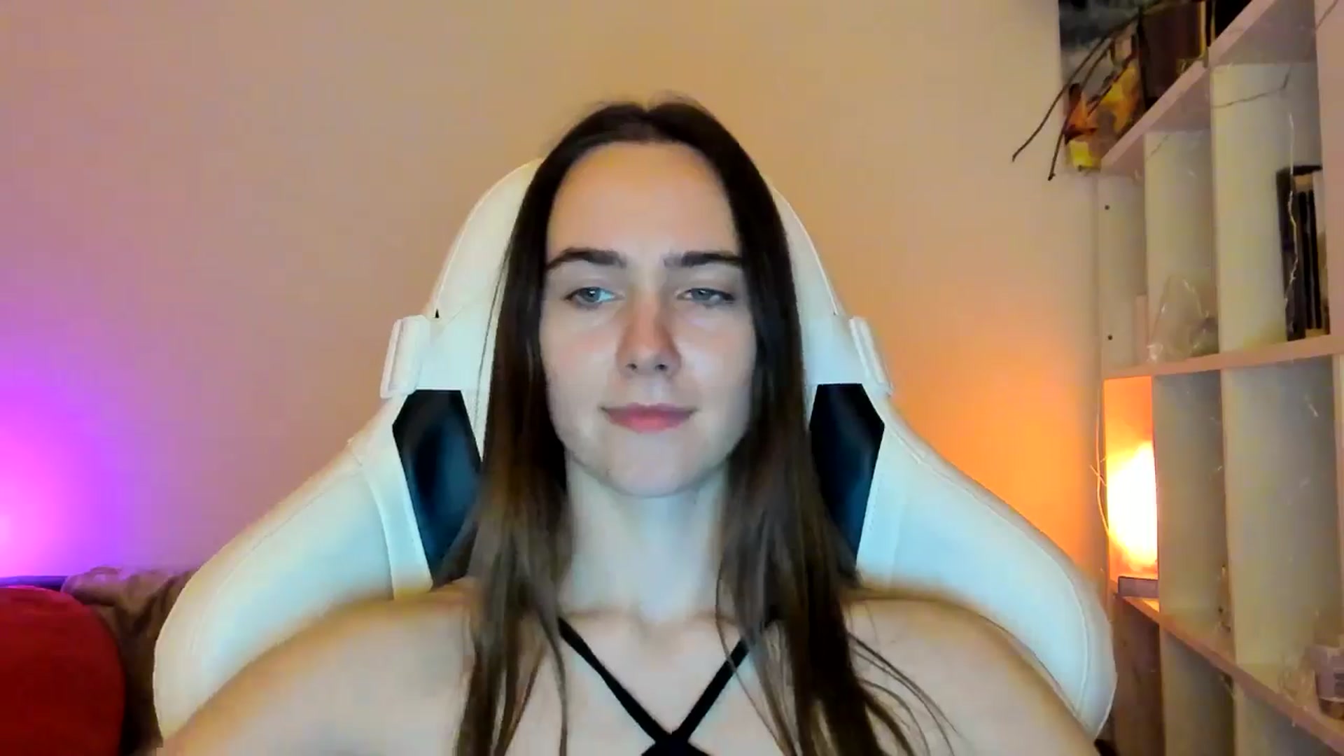 Gallery image thumbnail from OhAlisa's myfreecams stream on, 01/27/2026, 16:49 image 14 of 20