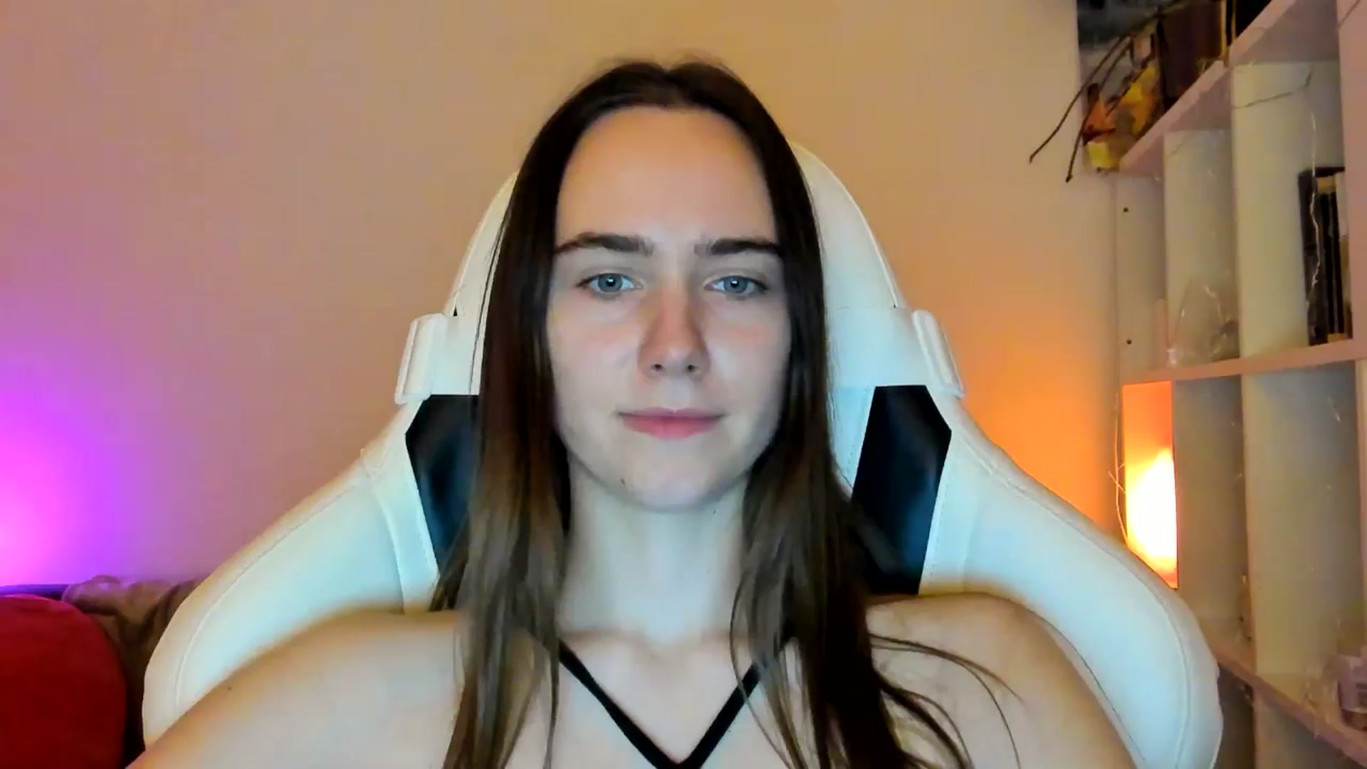 Gallery image thumbnail from OhAlisa's myfreecams stream on, 01/27/2026, 16:49 image 12 of 20