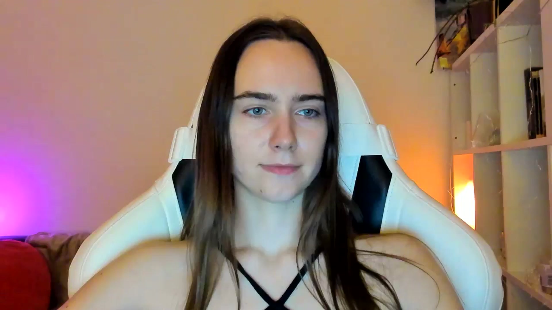 Gallery image thumbnail from OhAlisa's myfreecams stream on, 01/27/2026, 16:49 image 11 of 20