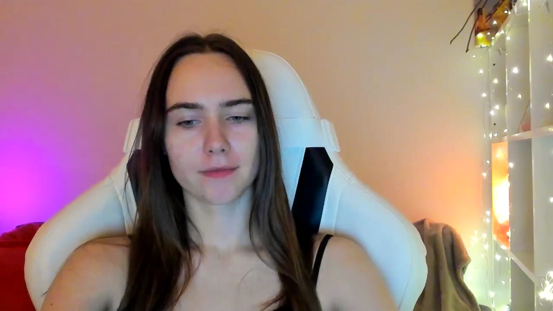 Gallery image thumbnail from OhAlisa's myfreecams stream on, 01/28/2026, 17:29 image 7 of 20