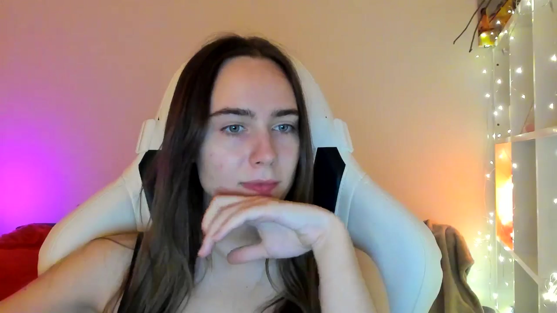 Gallery image thumbnail from OhAlisa's myfreecams stream on, 01/28/2026, 17:29 image 3 of 20