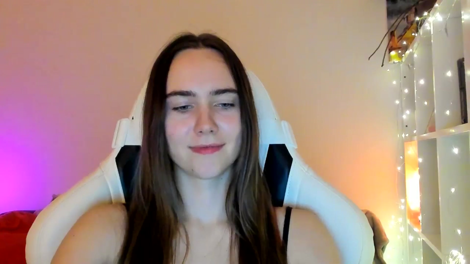 Gallery image thumbnail from OhAlisa's myfreecams stream on, 01/28/2026, 17:29 image 18 of 20