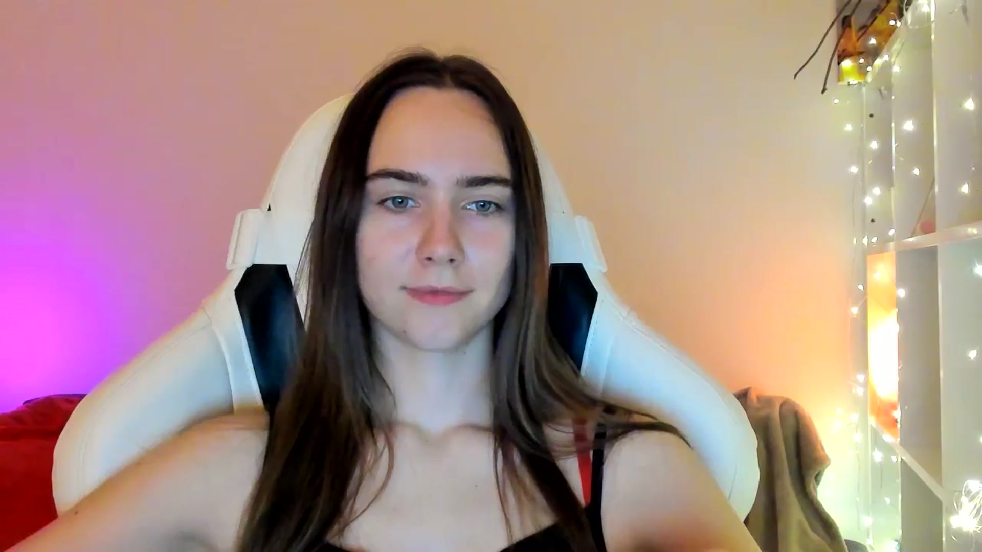 Gallery image thumbnail from OhAlisa's myfreecams stream on, 01/28/2026, 17:29 image 13 of 20
