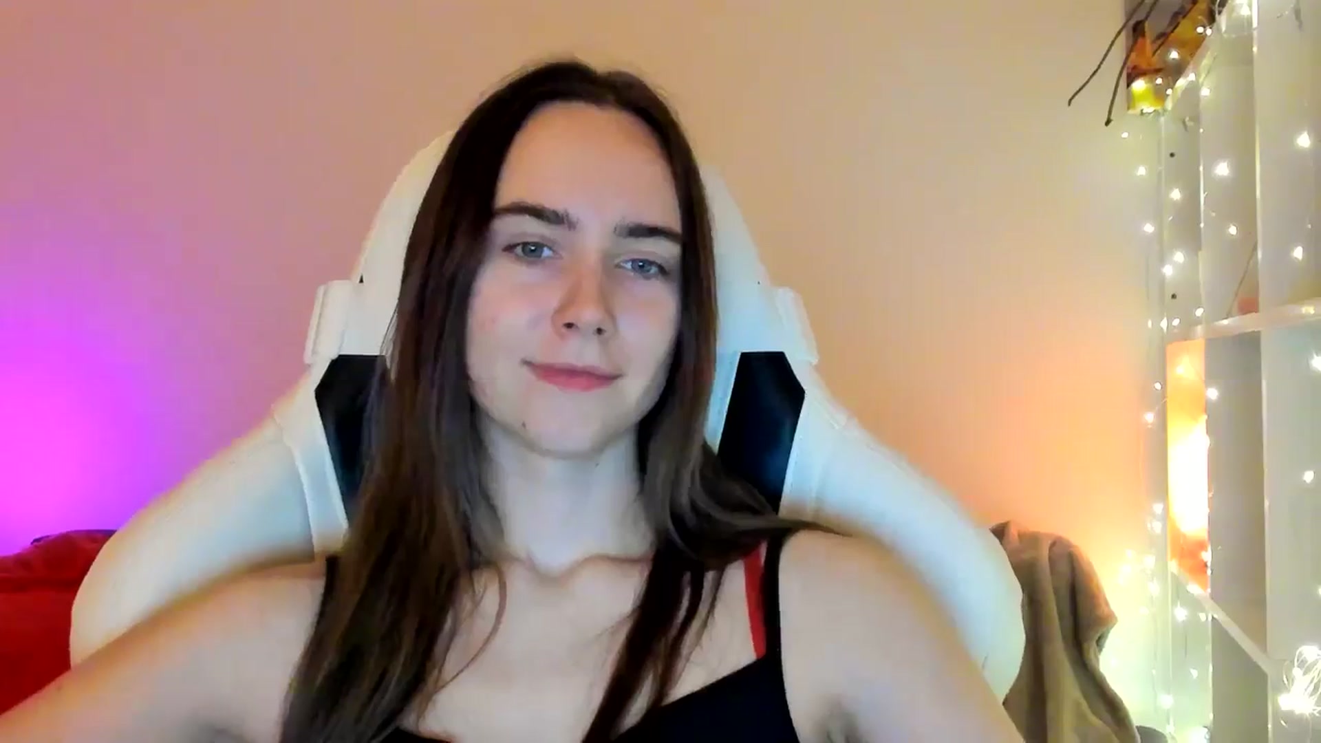 Gallery image thumbnail from OhAlisa's myfreecams stream on, 01/28/2026, 17:29 image 12 of 20