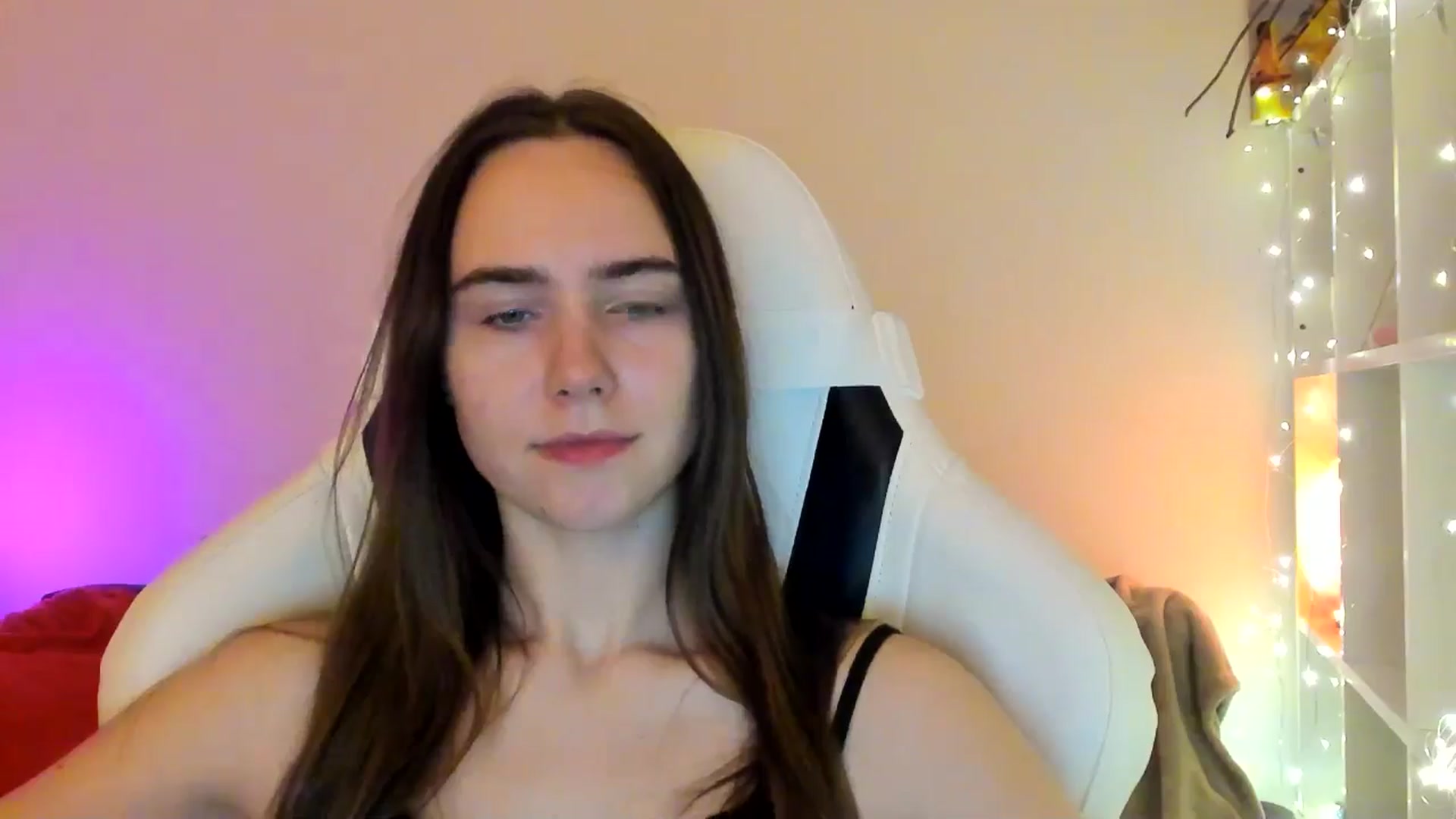 Gallery image thumbnail from OhAlisa's myfreecams stream on, 01/28/2026, 17:29 image 4 of 20