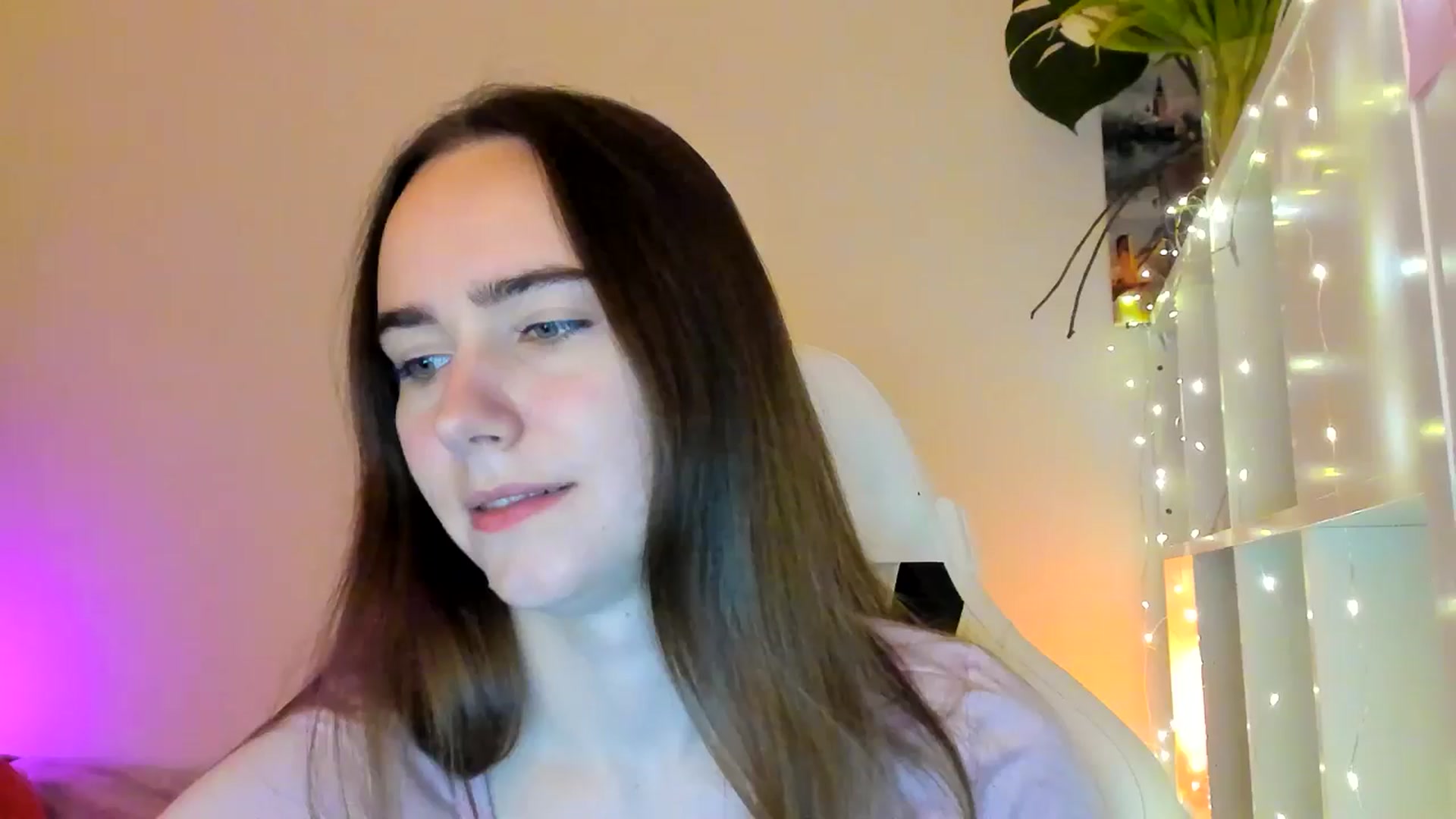 Gallery image thumbnail from OhAlisa's myfreecams stream on, 01/30/2026, 15:44 image 11 of 20