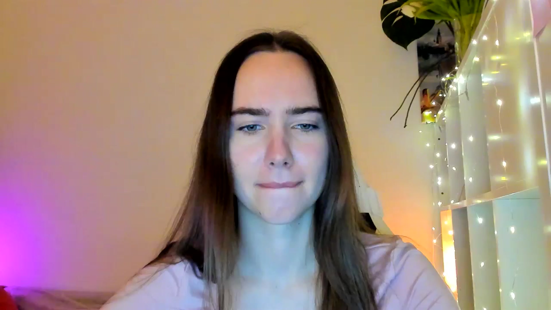 Gallery image thumbnail from OhAlisa's myfreecams stream on, 01/30/2026, 15:44 image 13 of 20
