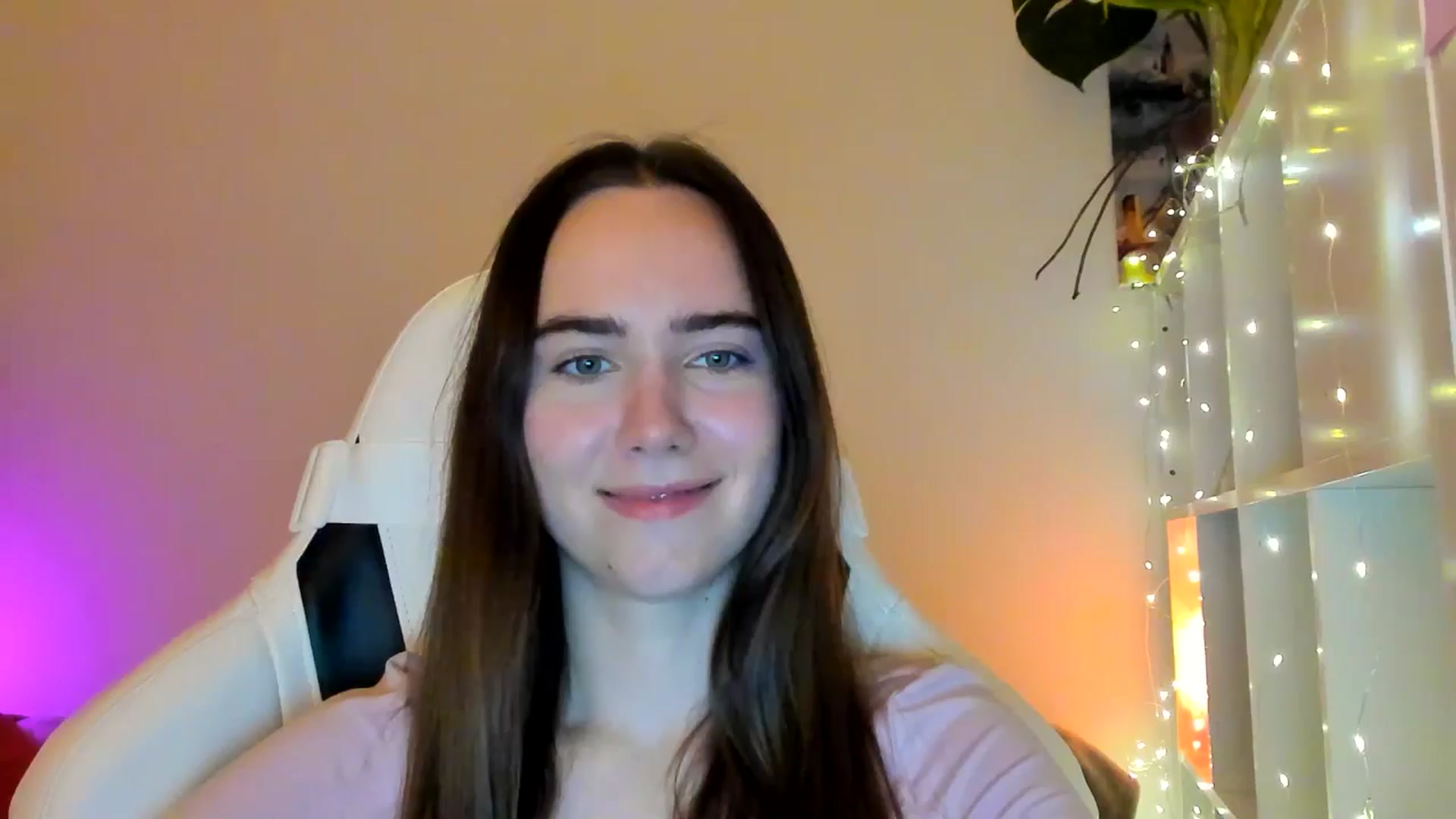 Gallery image thumbnail from OhAlisa's myfreecams stream on, 01/30/2026, 17:28 image 1 of 20