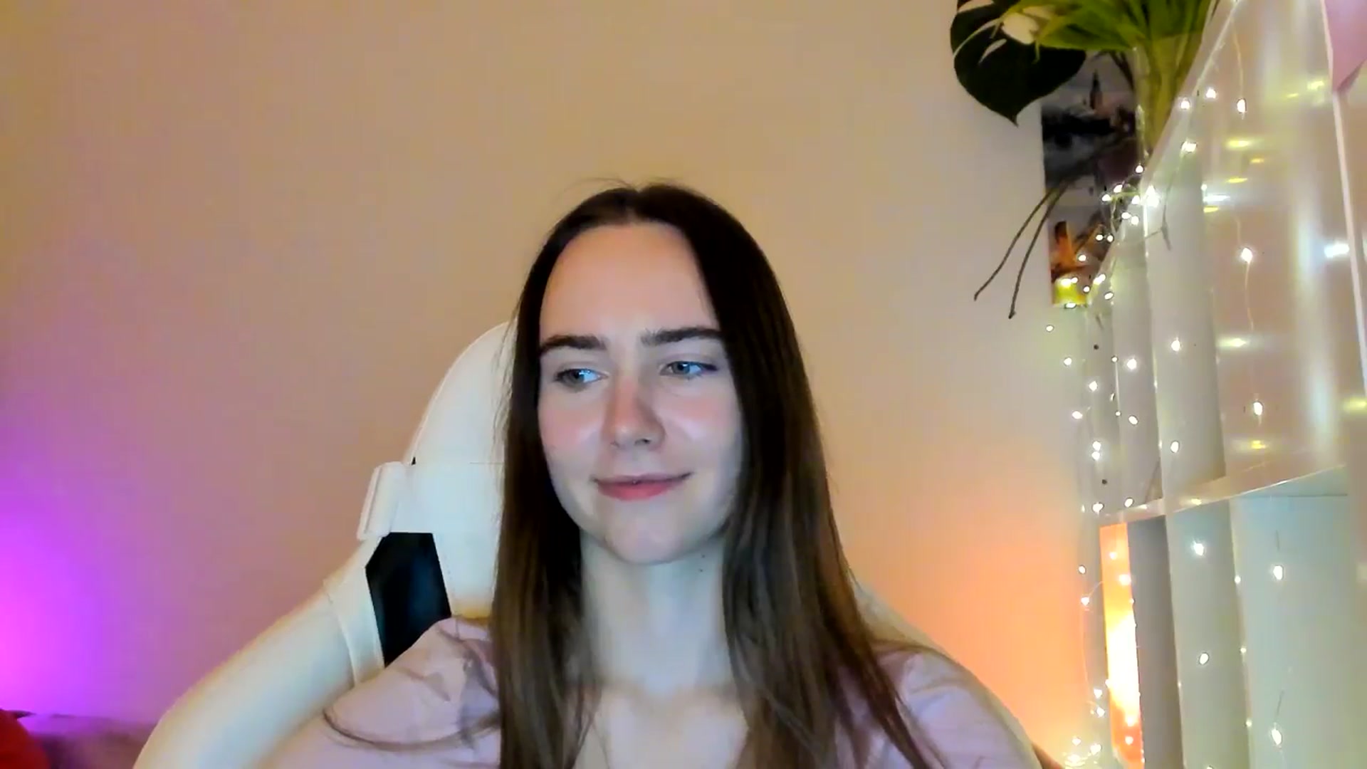 Gallery image thumbnail from OhAlisa's myfreecams stream on, 01/30/2026, 17:28 image 12 of 20