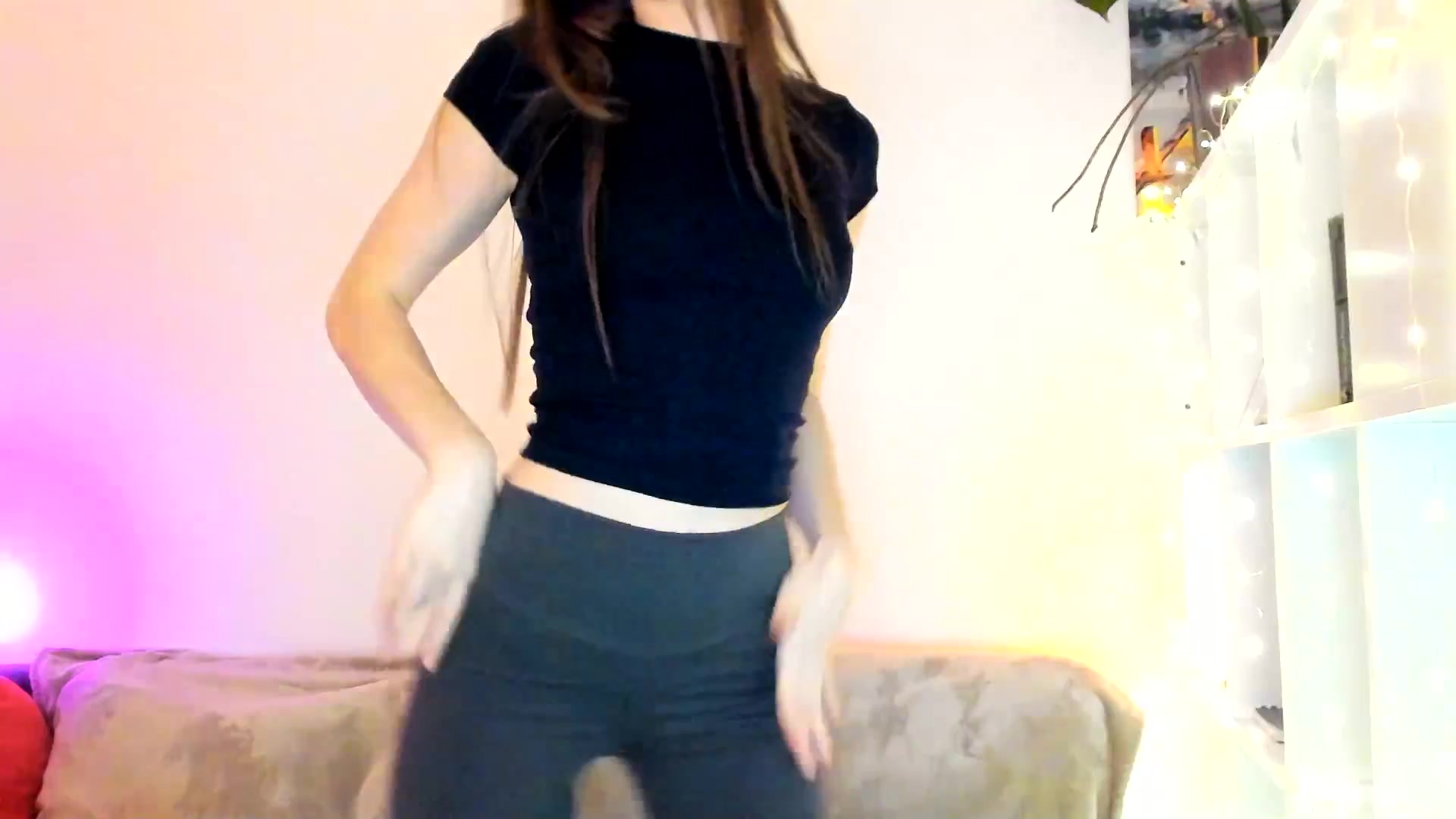 Gallery image thumbnail from OhAlisa's myfreecams stream on, 02/01/2026, 17:36 image 6 of 20