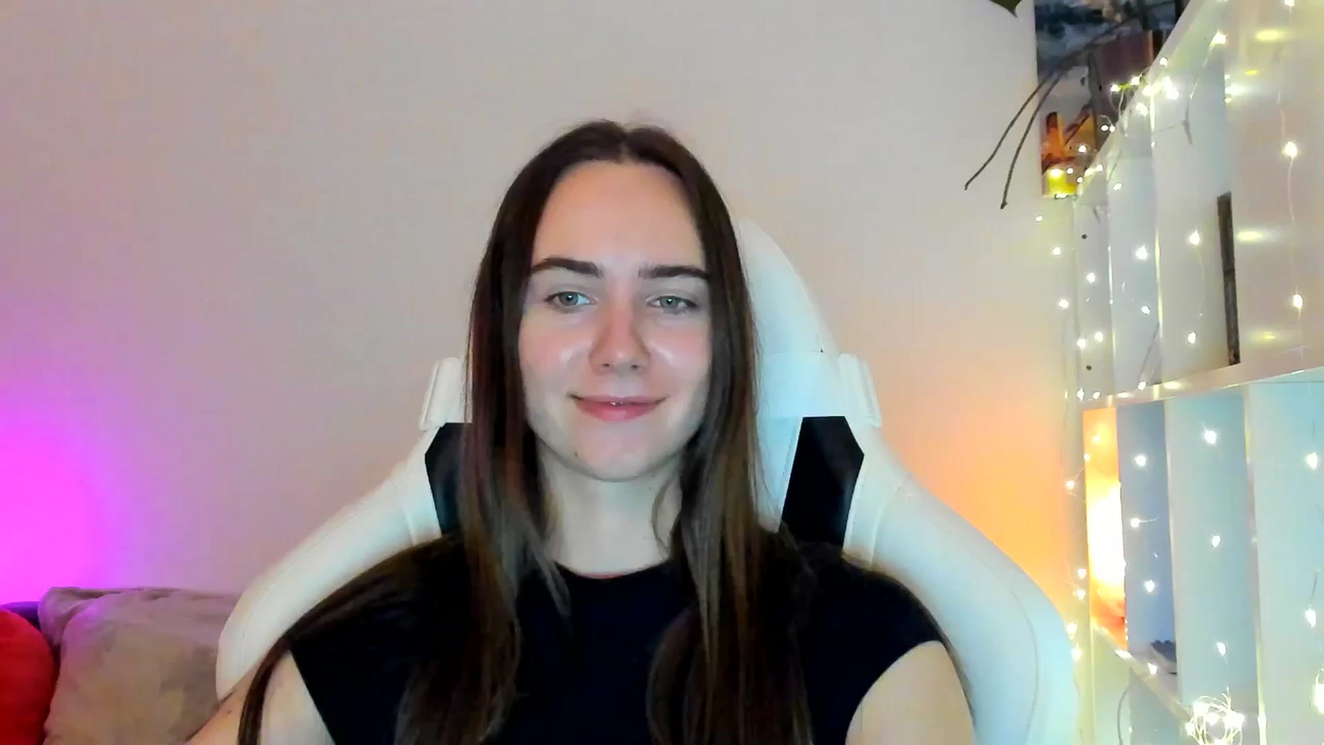 Gallery image thumbnail from OhAlisa's myfreecams stream on, 02/01/2026, 17:36 image 2 of 20