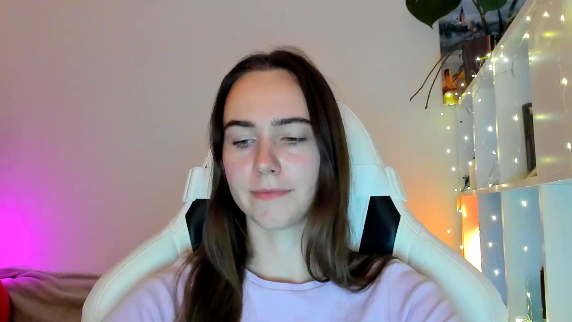 Gallery image thumbnail from OhAlisa's myfreecams stream on, 02/03/2026, 17:18 image 2 of 20