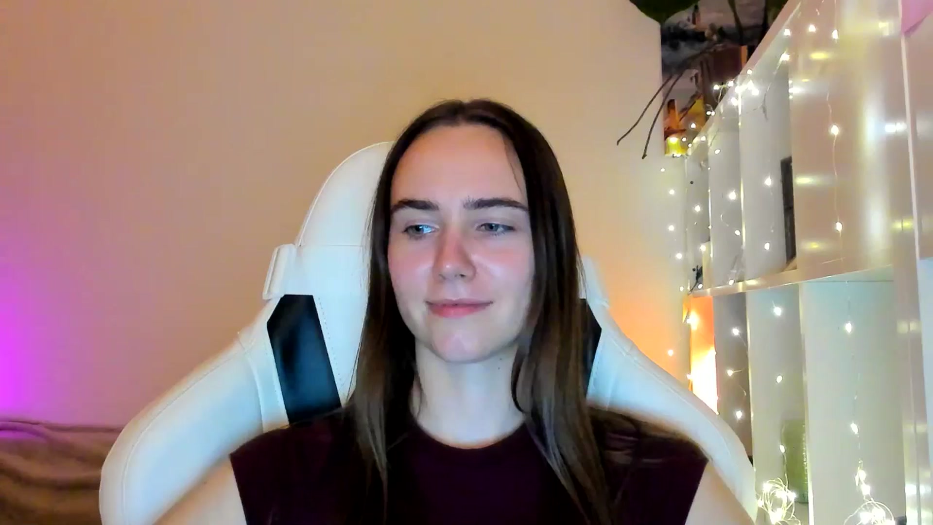 Gallery image thumbnail from OhAlisa's myfreecams stream on, 02/05/2026, 18:38 image 8 of 20