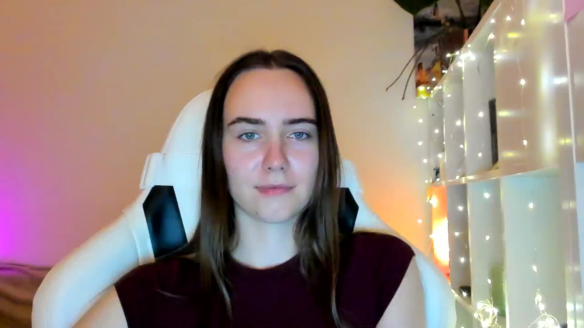 Gallery image thumbnail from OhAlisa's myfreecams stream on, 02/05/2026, 18:38 image 15 of 20