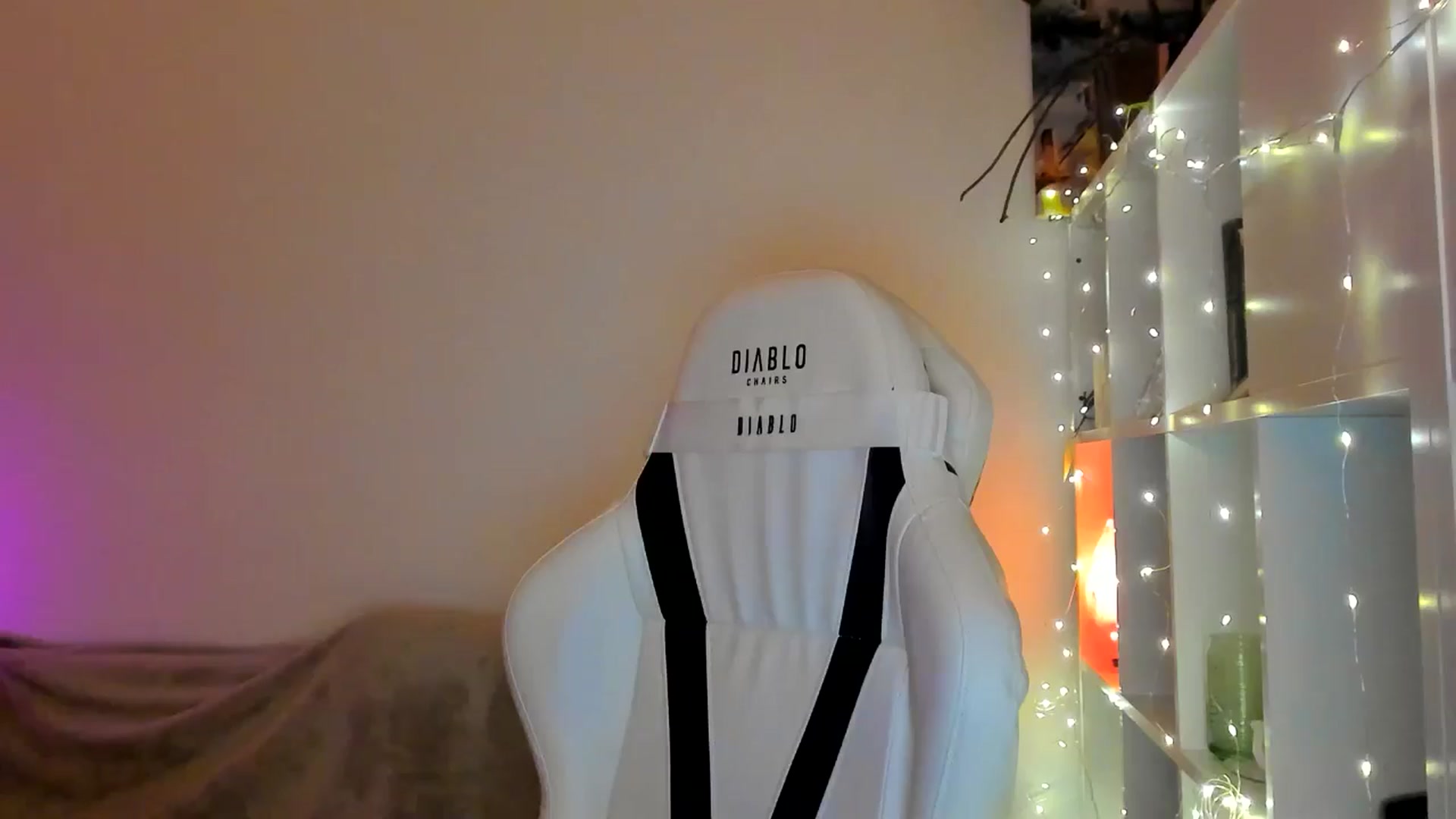 Gallery image thumbnail from OhAlisa's myfreecams stream on, 02/06/2026, 22:37 image 17 of 20