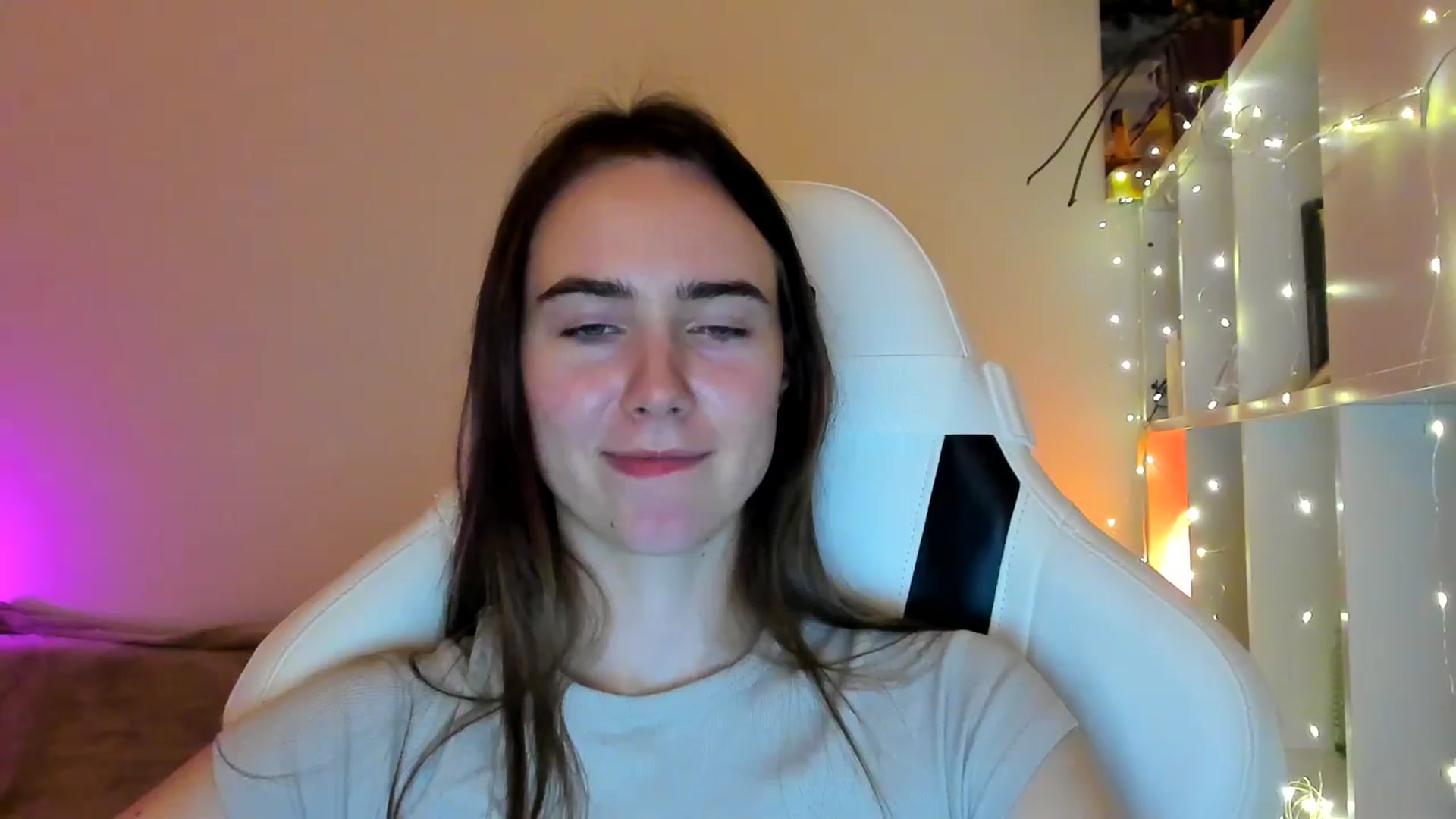 Gallery image thumbnail from OhAlisa's myfreecams stream on, 02/07/2026, 18:01 image 5 of 20