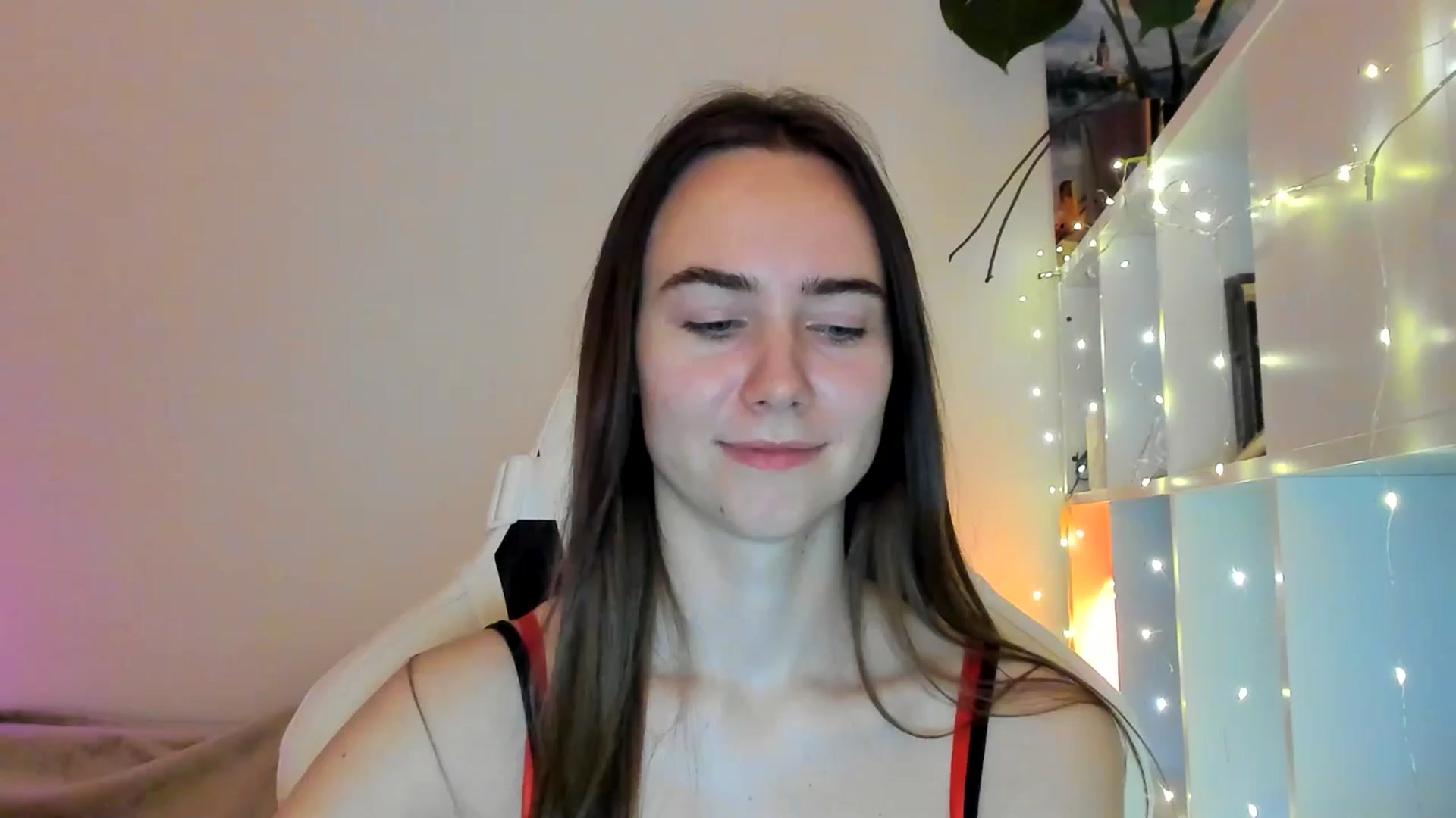 Gallery image thumbnail from OhAlisa's myfreecams stream on, 02/08/2026, 15:40 image 18 of 20