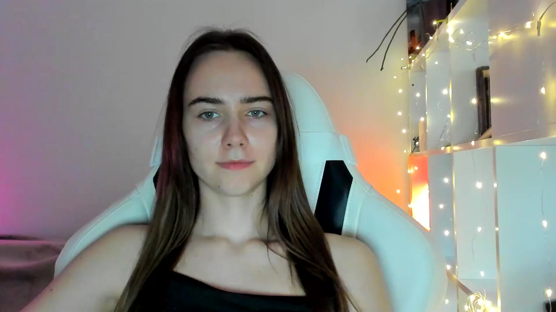 Gallery image thumbnail from OhAlisa's myfreecams stream on, 02/08/2026, 15:40 image 1 of 20