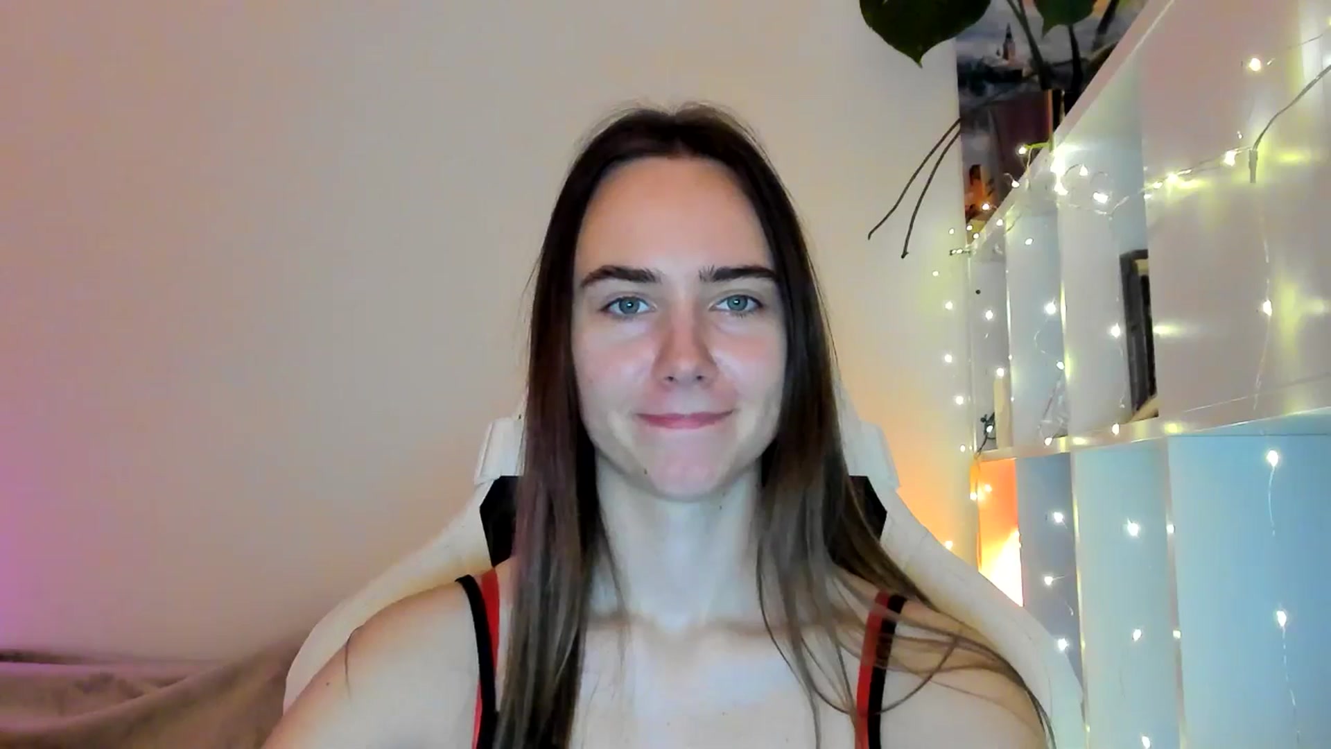 Gallery image thumbnail from OhAlisa's myfreecams stream on, 02/08/2026, 15:40 image 19 of 20
