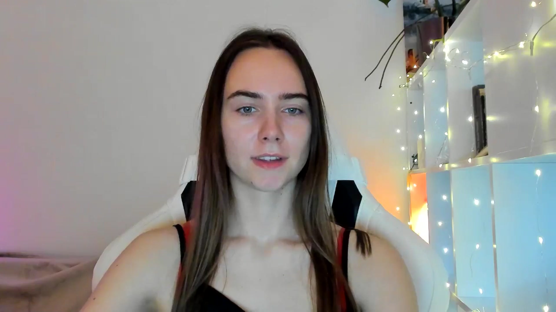 Gallery image thumbnail from OhAlisa's myfreecams stream on, 02/08/2026, 15:40 image 4 of 20